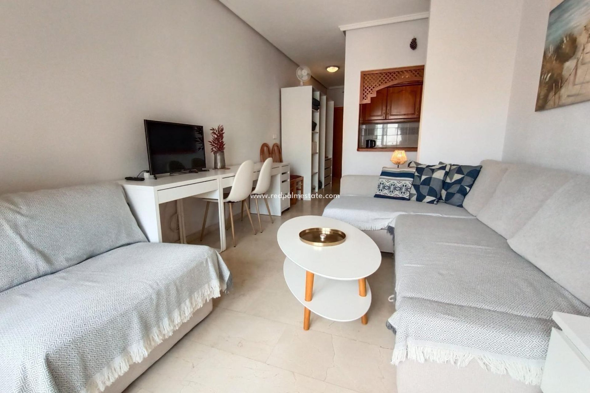 Reventa - Apartamento -
Torrevieja - Playa de los Locos