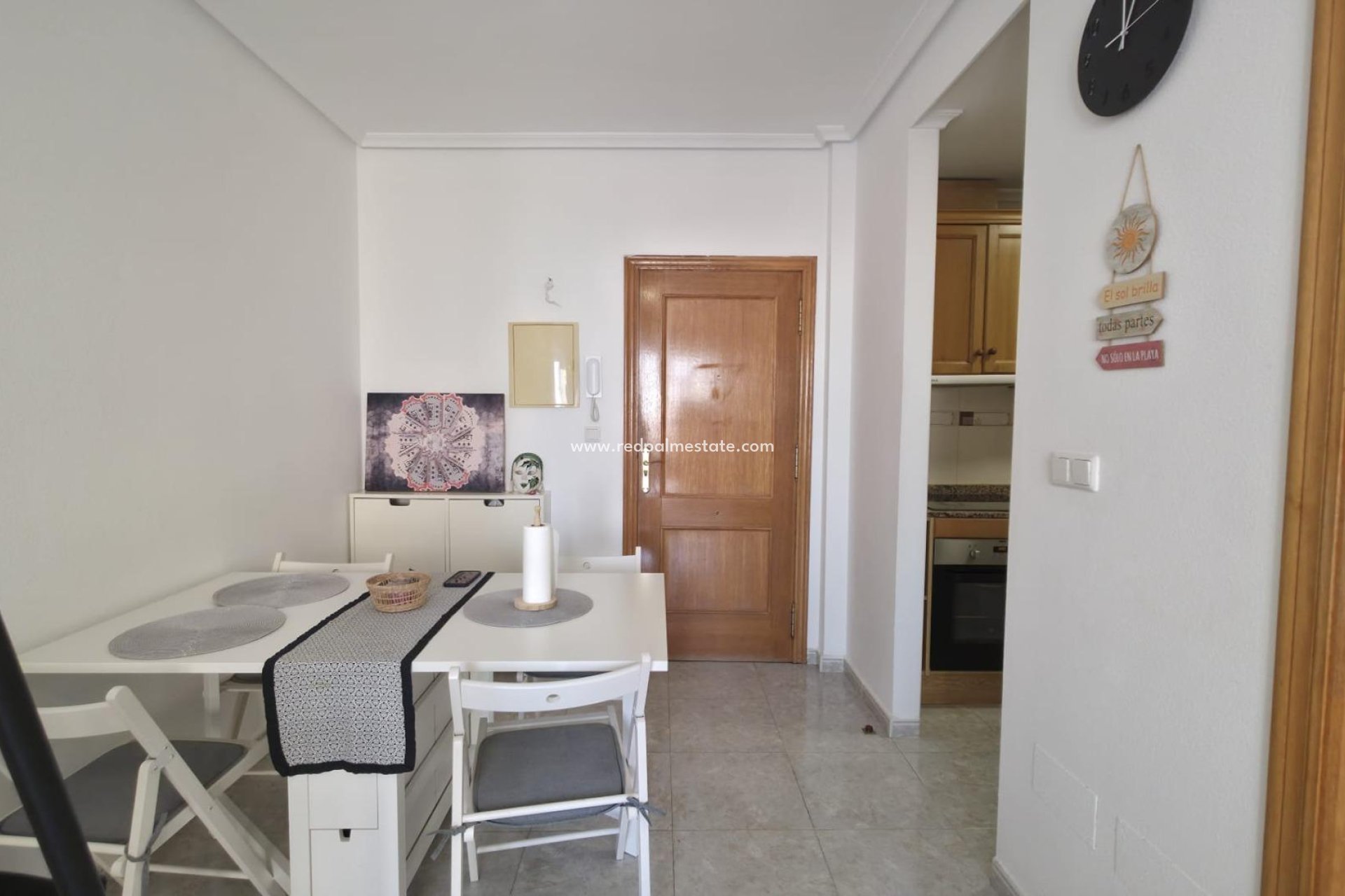Reventa - Apartamento -
Torrevieja - Playa de los Locos