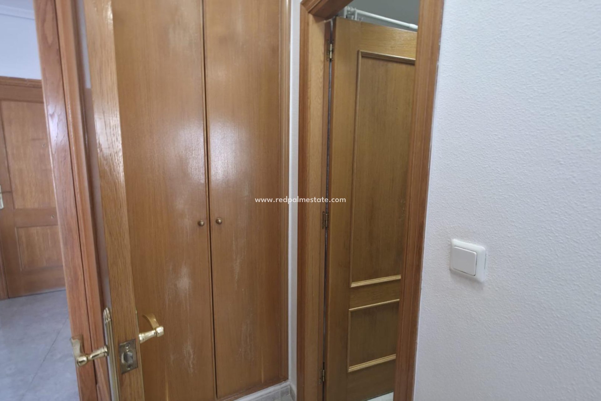 Reventa - Apartamento -
Torrevieja - Playa de los Locos