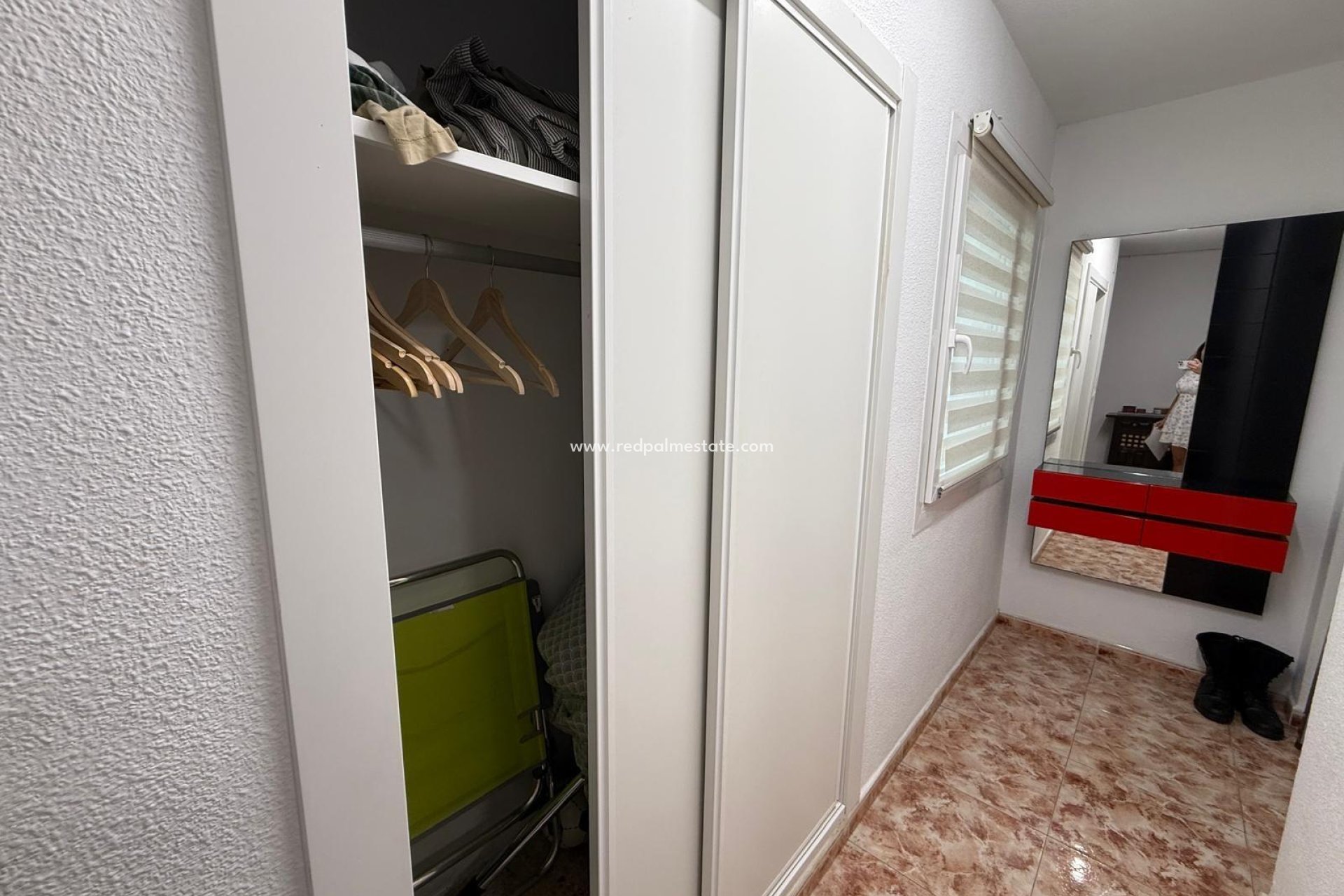 Reventa - Apartamento -
Torrevieja - Playa de los Locos