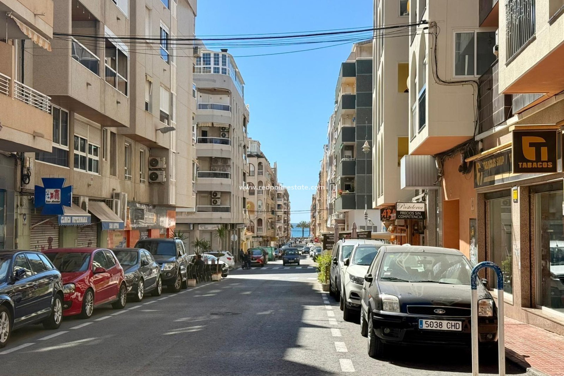 Reventa - Apartamento -
Torrevieja - Playa de los Locos