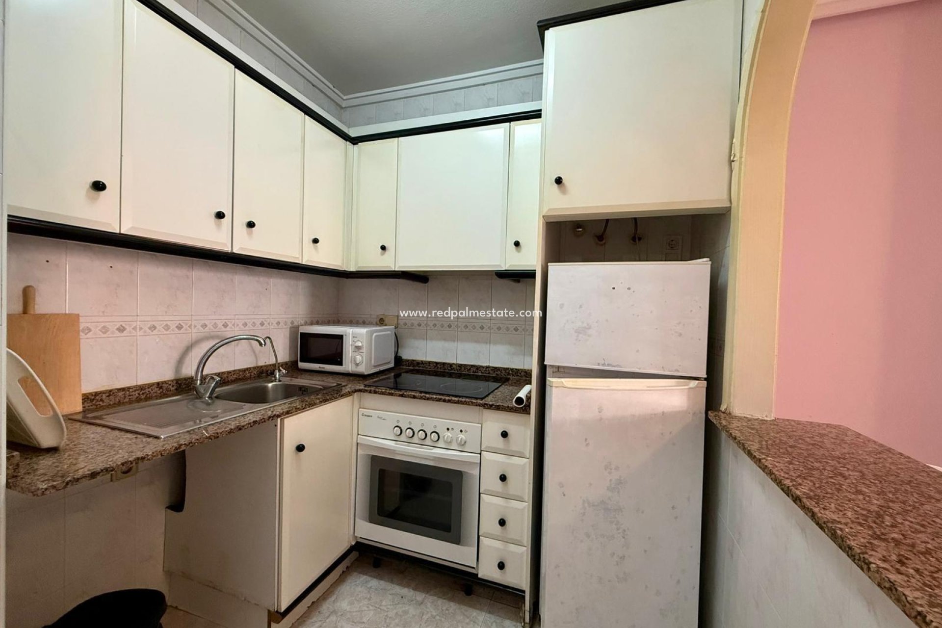 Reventa - Apartamento -
Torrevieja - Playa de los Locos