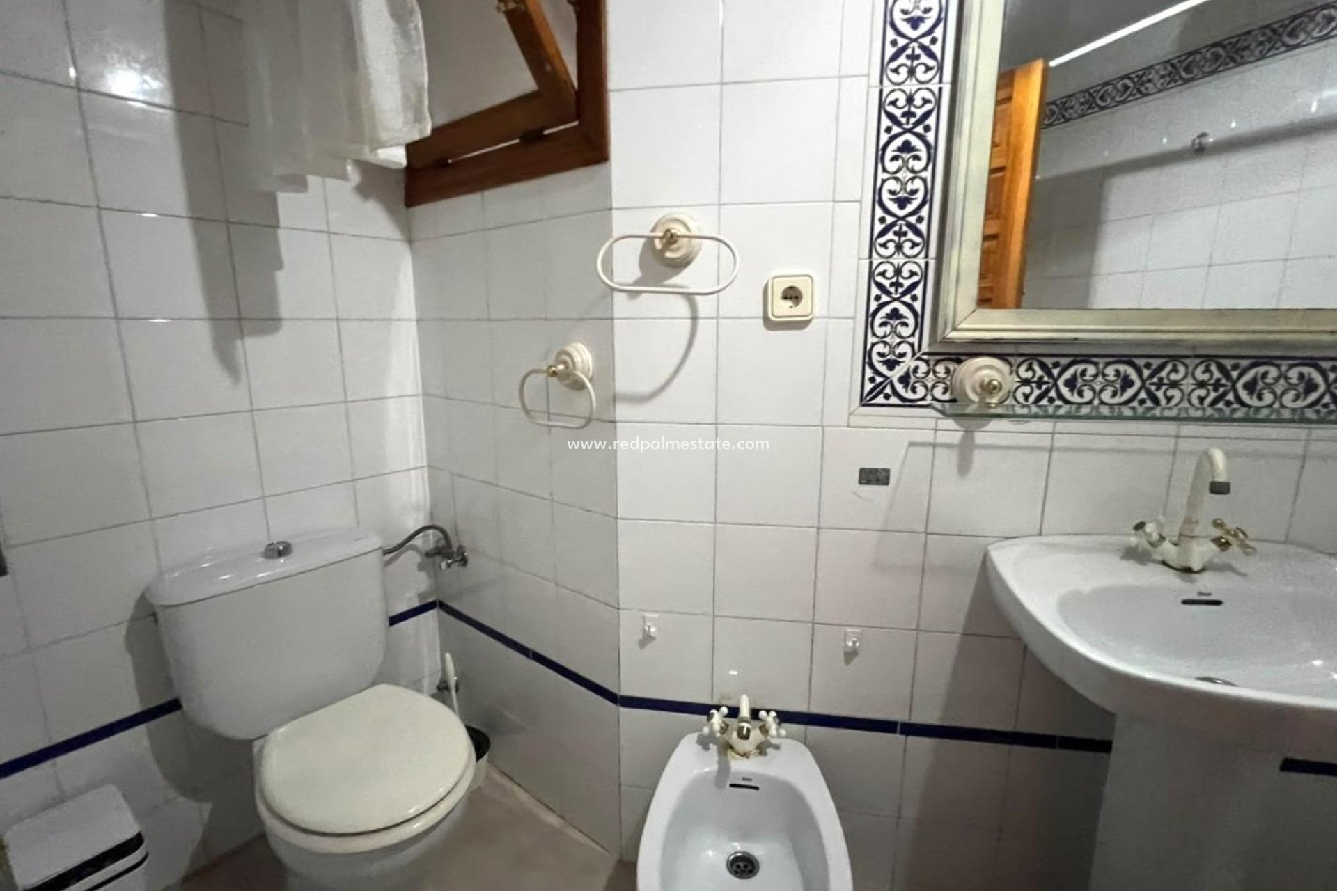 Reventa - Apartamento -
Torrevieja - Playa de los Locos