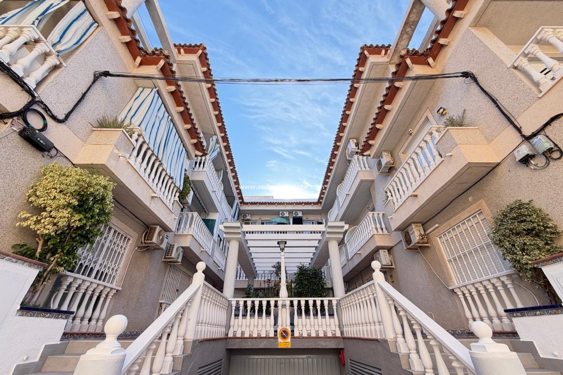 Reventa - Apartamento -
Torrevieja - Playa de los Locos