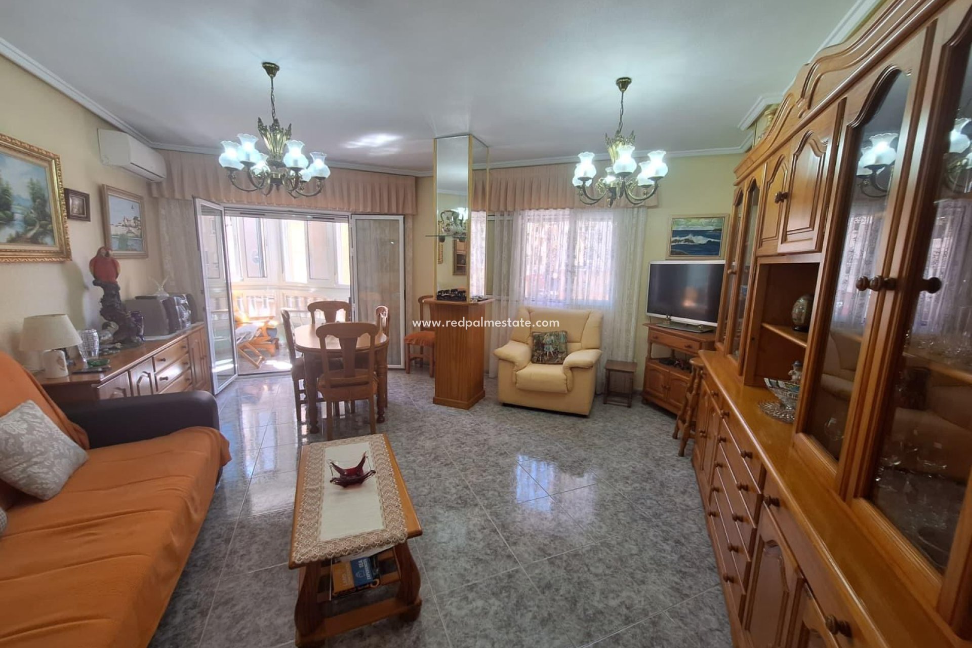 Reventa - Apartamento -
Torrevieja - Playa de los Locos