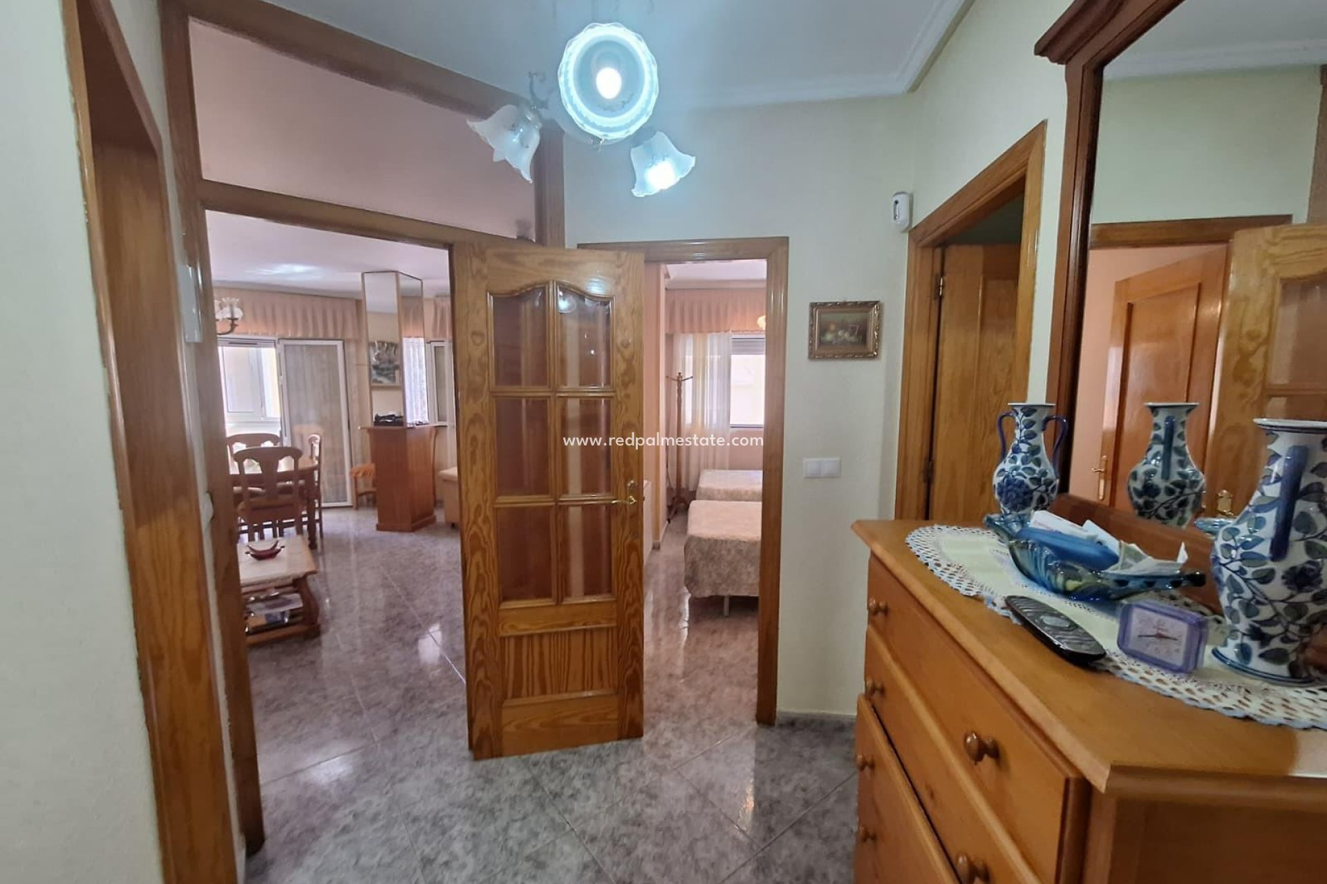 Reventa - Apartamento -
Torrevieja - Playa de los Locos