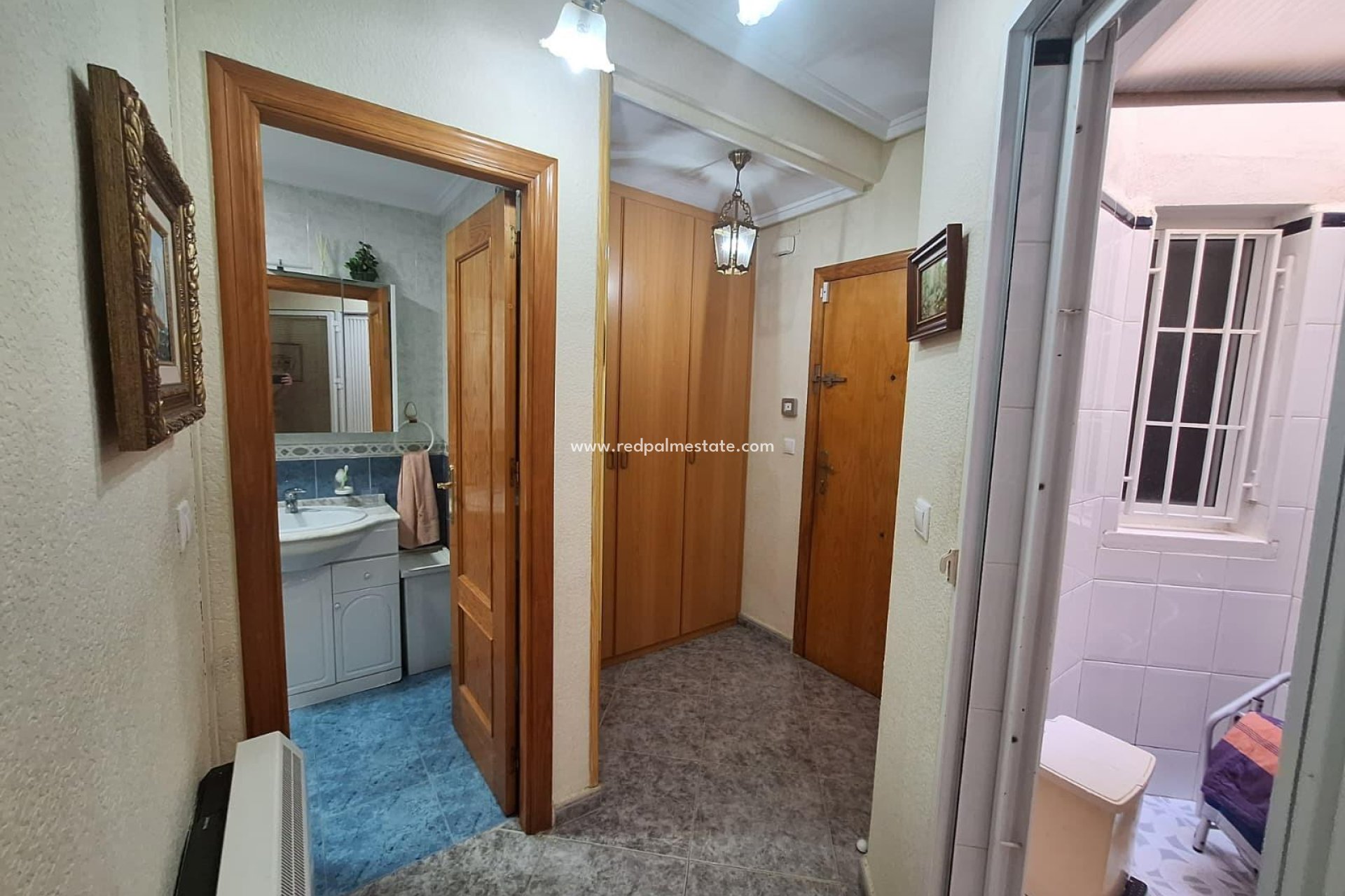 Reventa - Apartamento -
Torrevieja - Playa de los Locos