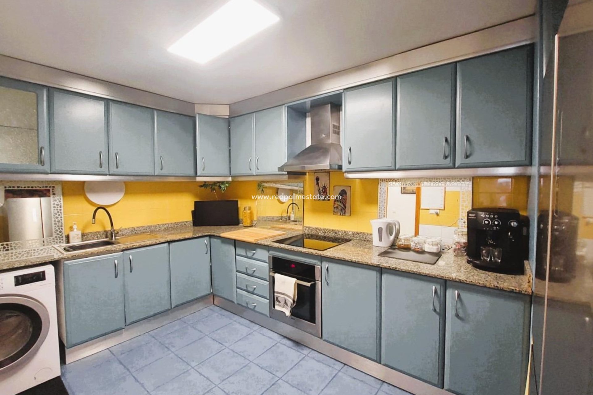 Reventa - Apartamento -
Torrevieja - Playa de los locos