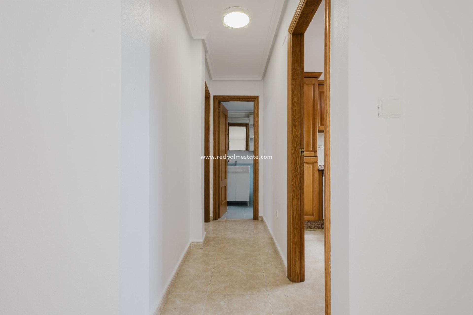 Reventa - Apartamento -
Torrevieja - Playa de los locos