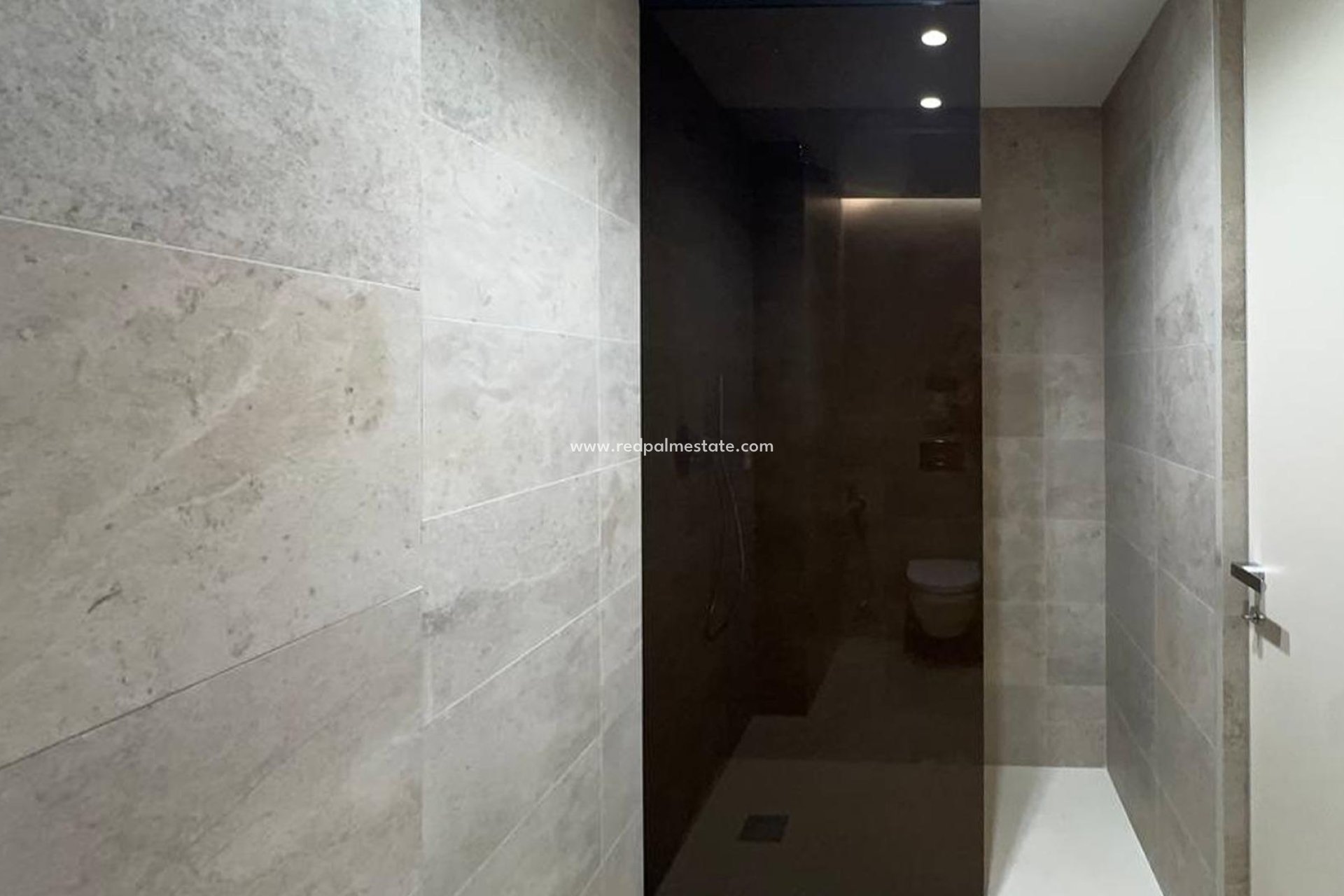 Reventa - Apartamento -
Torrevieja - Playa de los Locos