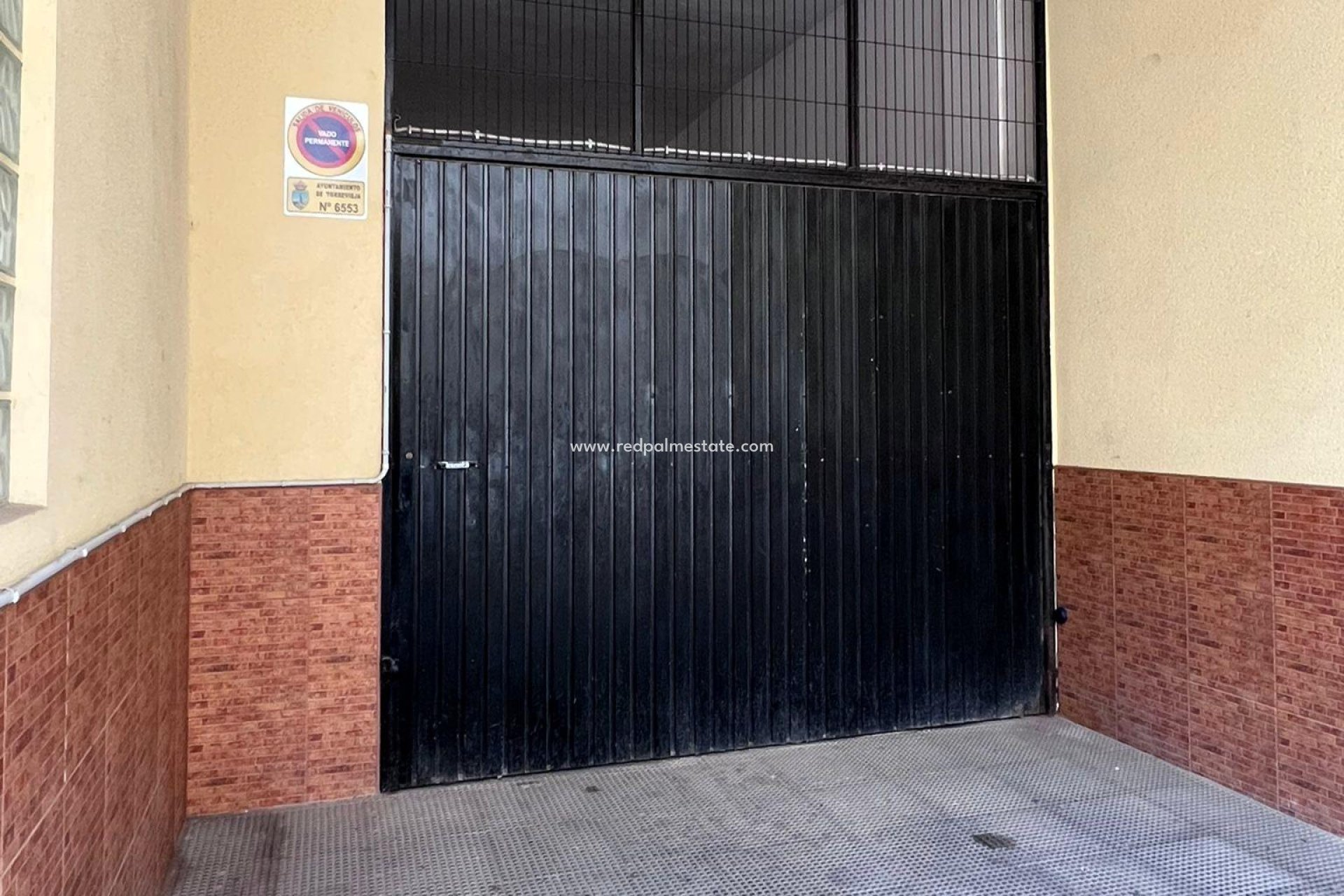 Reventa - Apartamento -
Torrevieja - Playa de los Locos