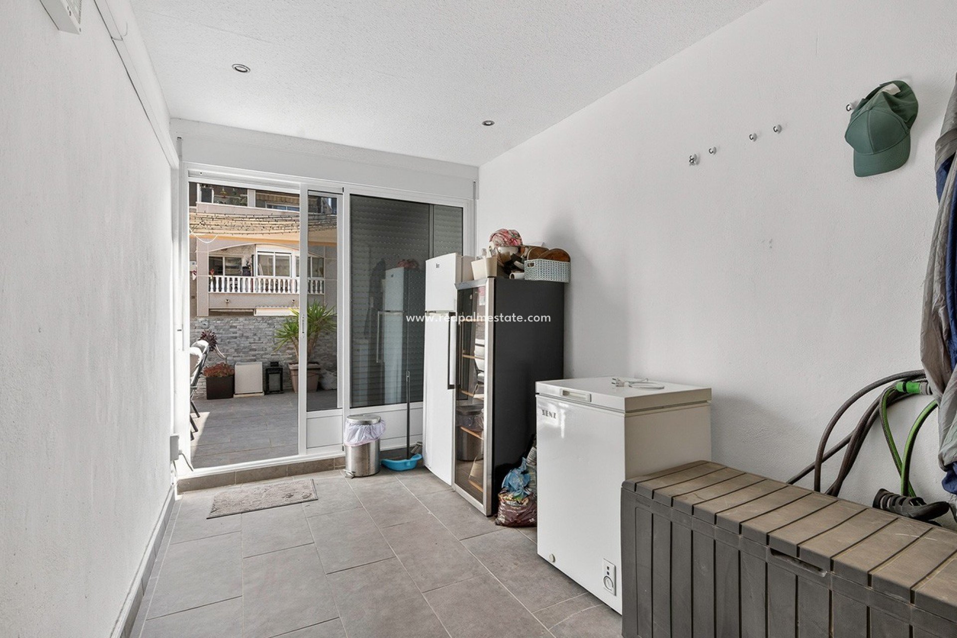 Reventa - Apartamento -
Torrevieja - Playa de los Locos