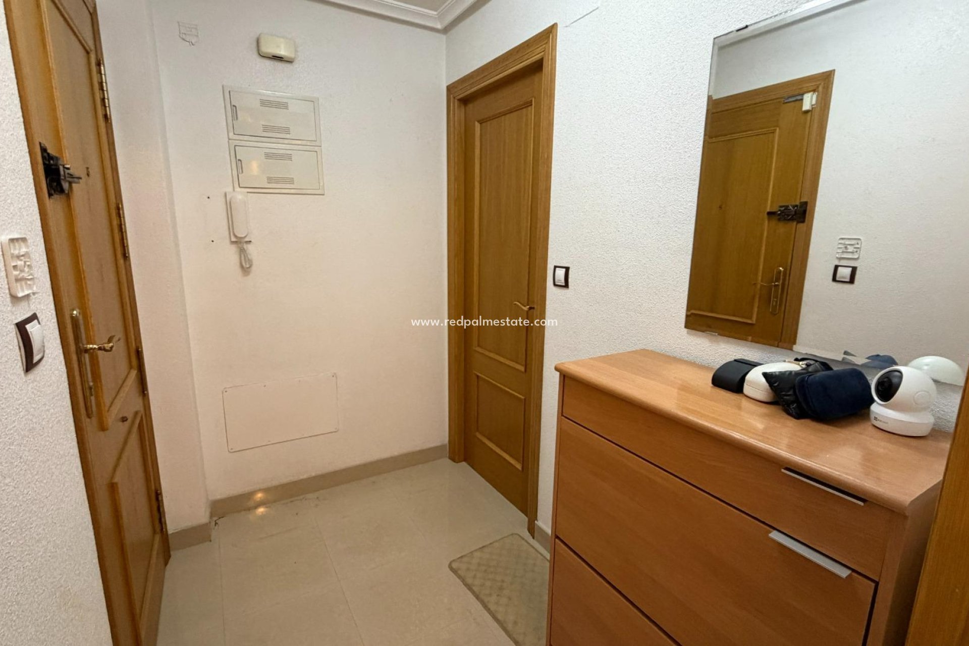 Reventa - Apartamento -
Torrevieja - Playa de los Locos
