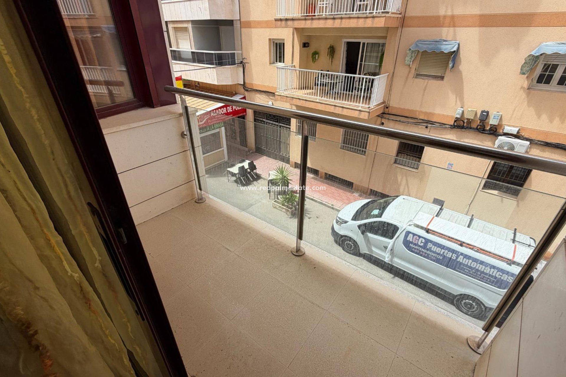 Reventa - Apartamento -
Torrevieja - Playa de los Locos
