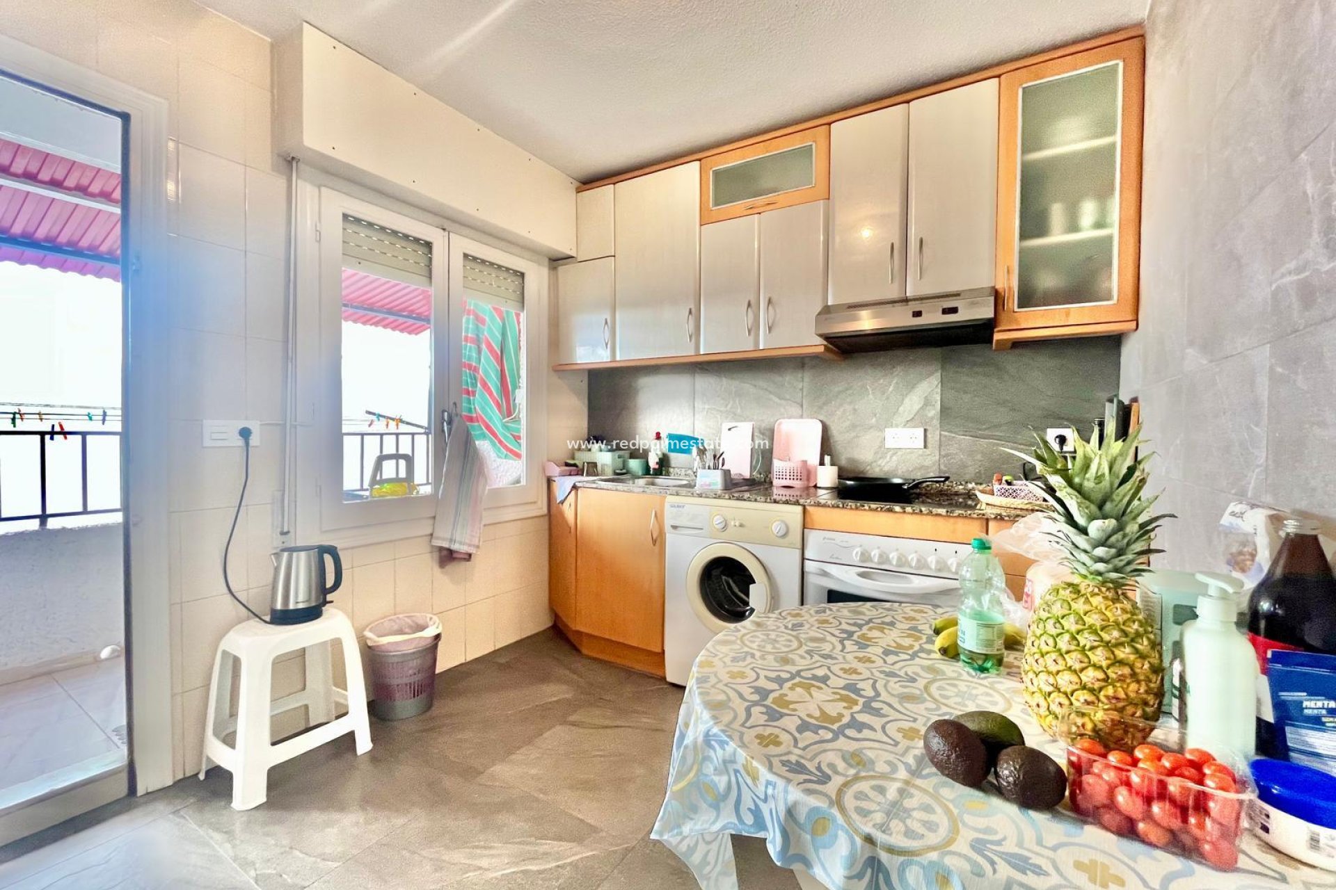 Reventa - Apartamento -
Torrevieja - Playa de los Locos