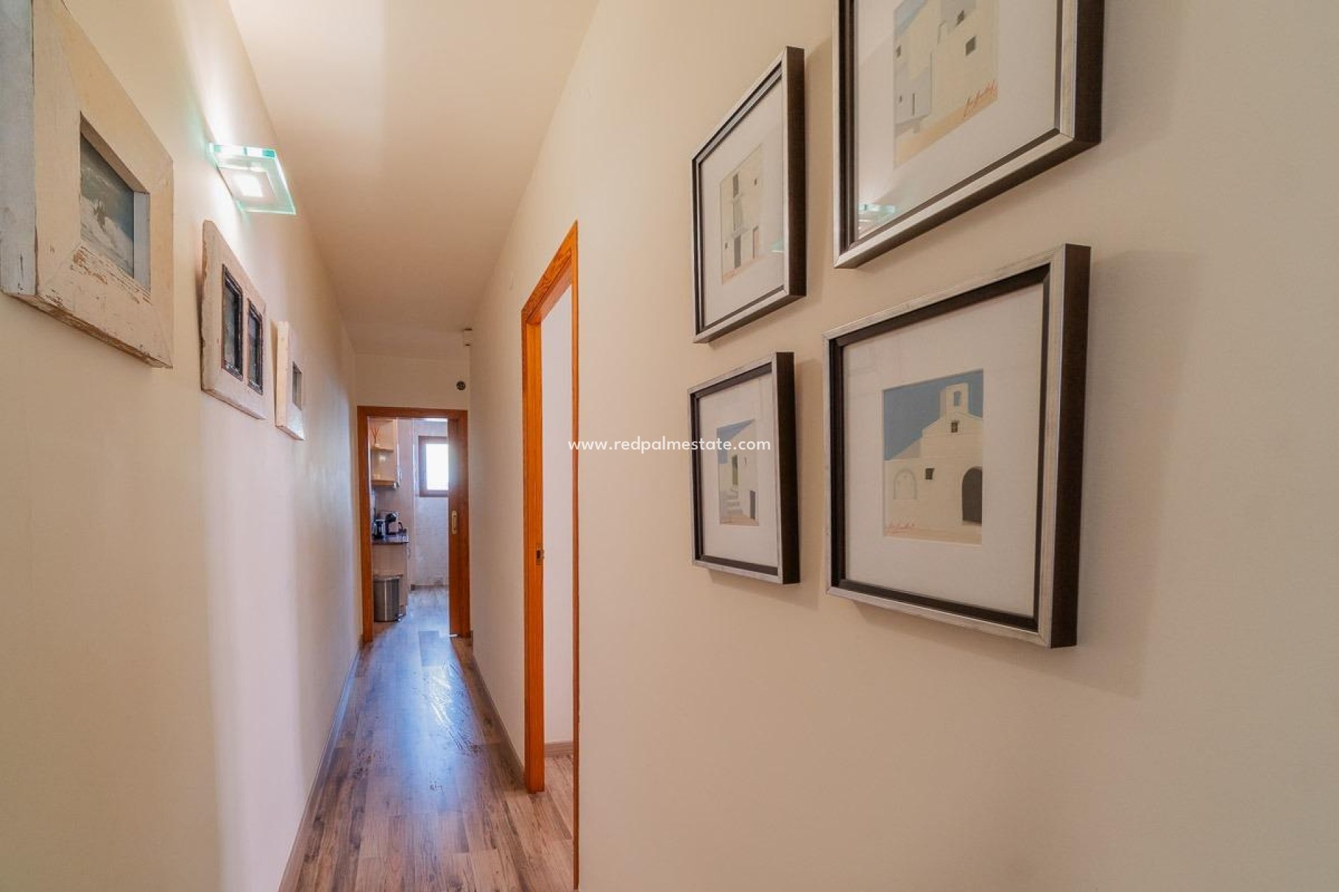 Reventa - Apartamento -
Torrevieja - Playa de los Naufragos
