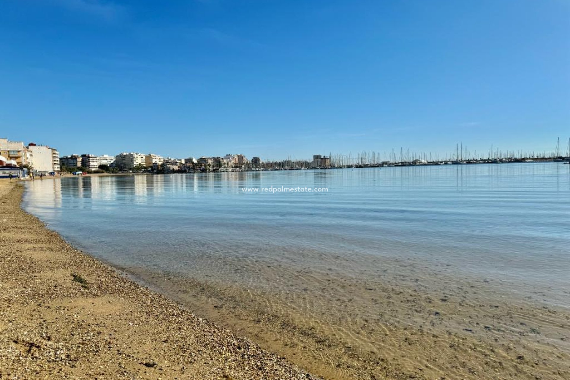 Reventa - Apartamento -
Torrevieja - Playa del Acequión