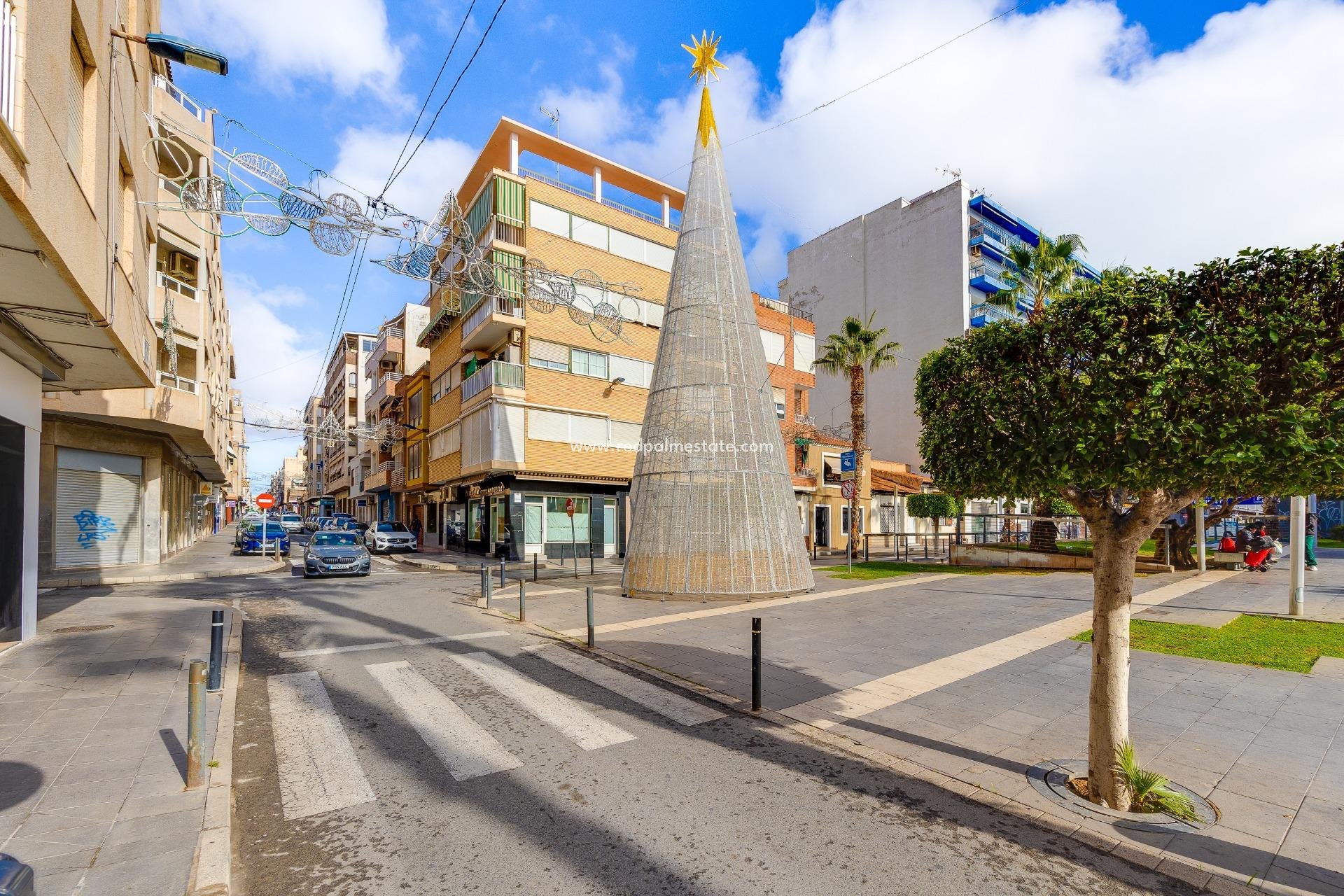Reventa - Apartamento -
Torrevieja - Playa del Cura