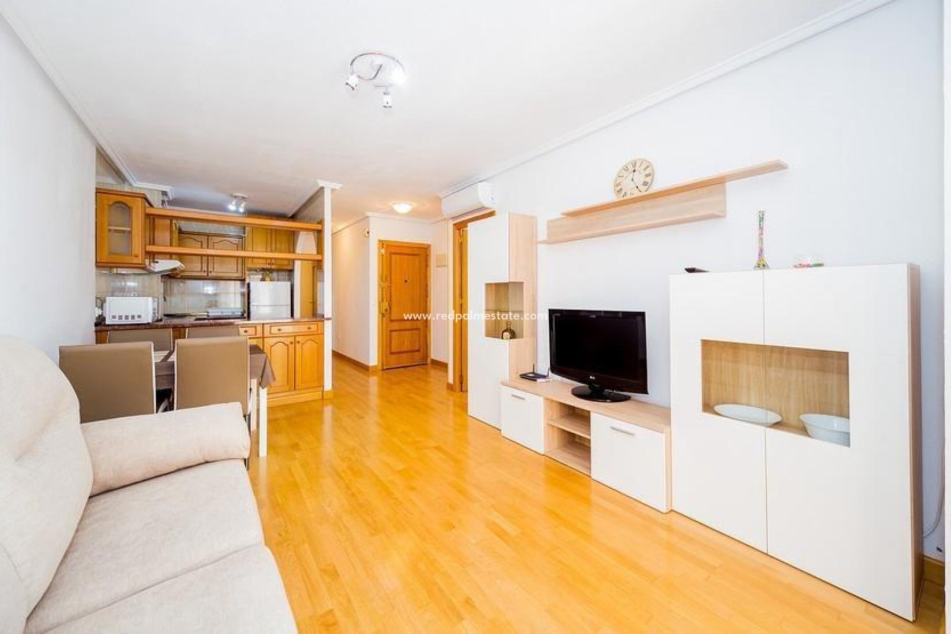 Reventa - Apartamento -
Torrevieja - Playa del Cura