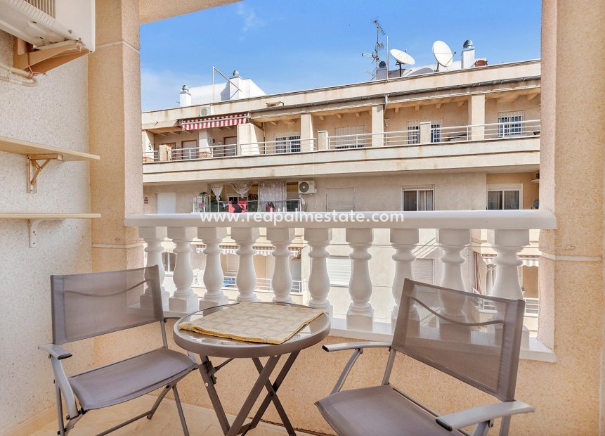 Reventa - Apartamento -
Torrevieja - Playa del Cura