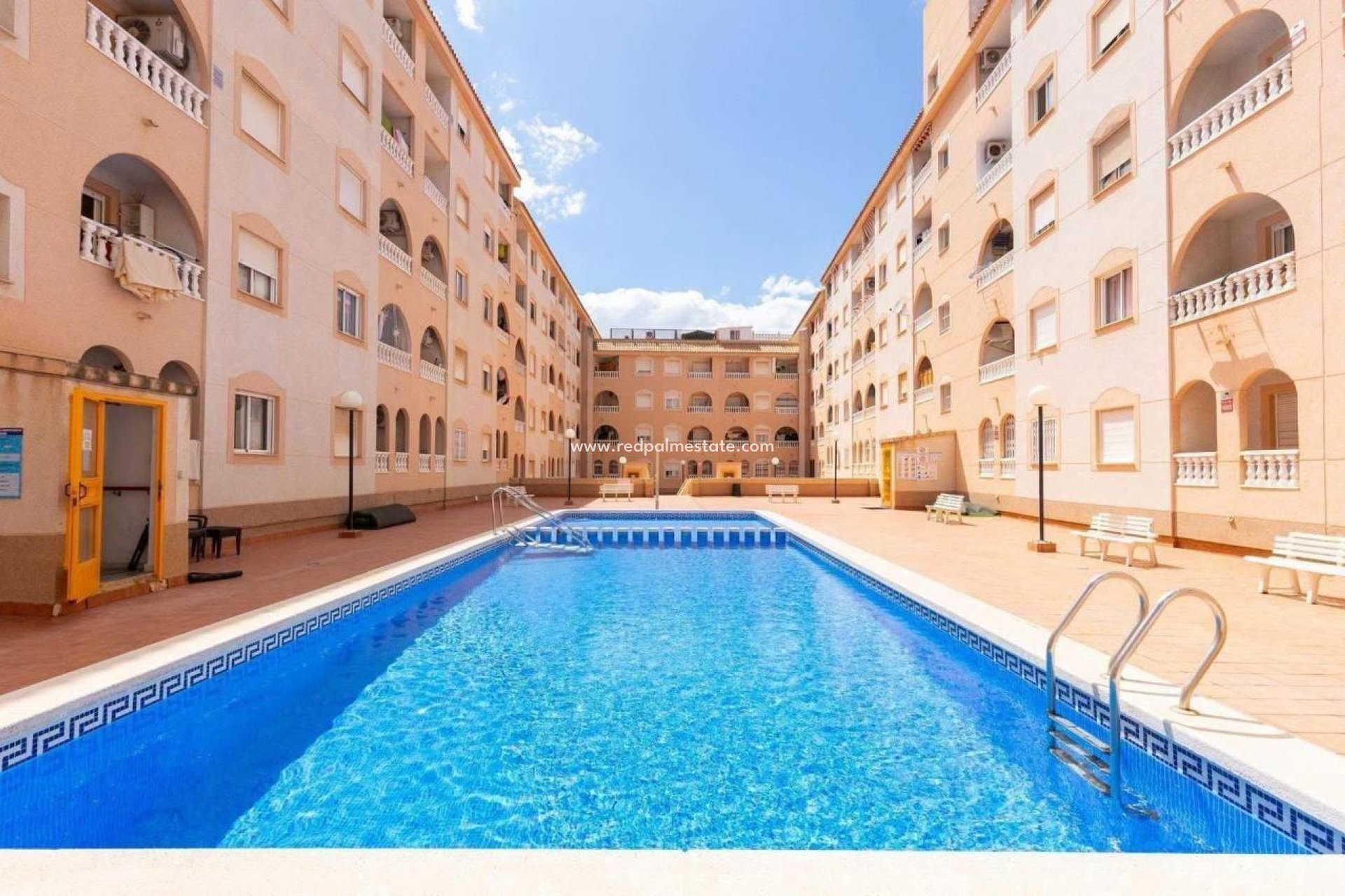 Reventa - Apartamento -
Torrevieja - Playa del Cura