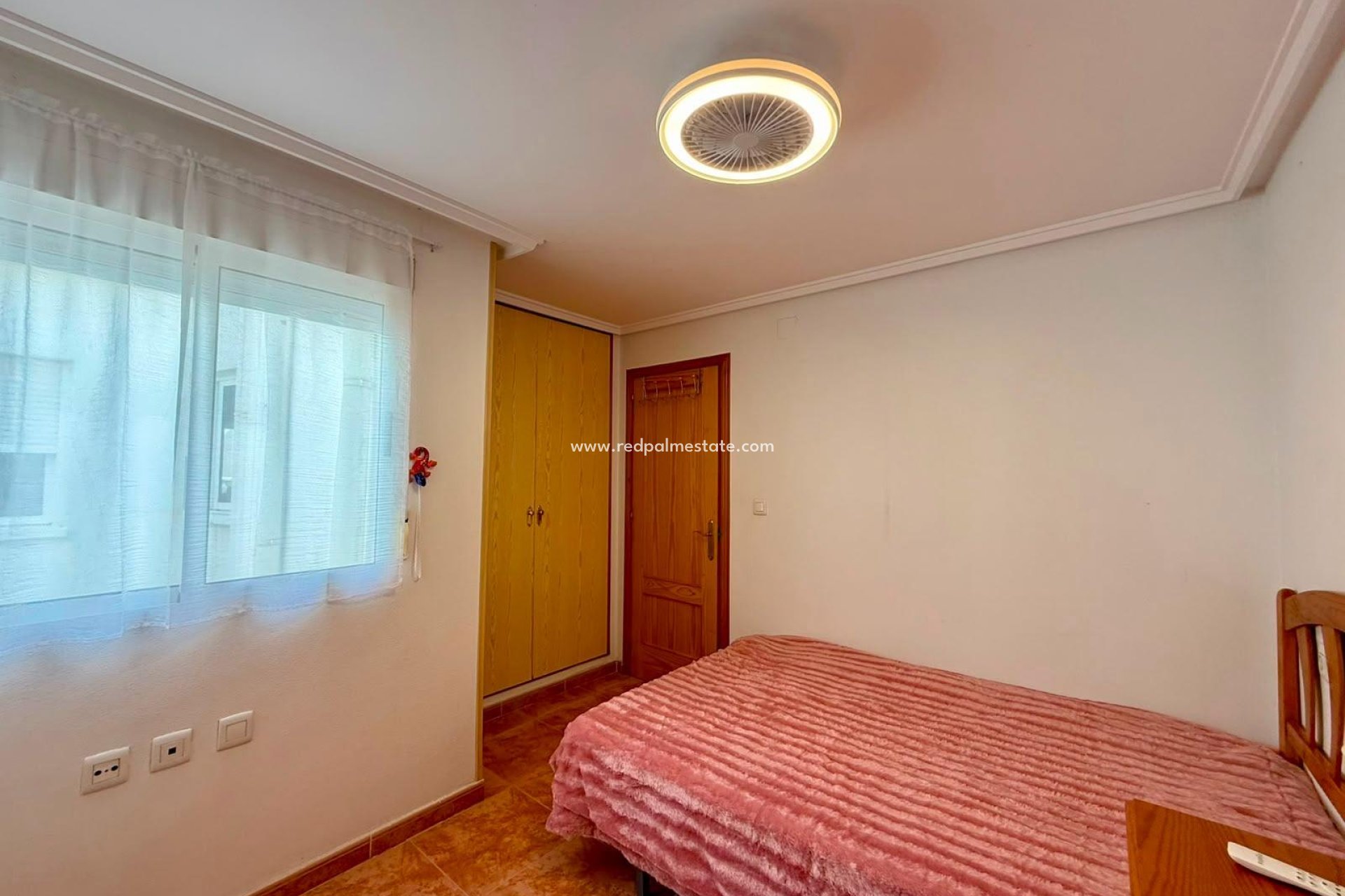 Reventa - Apartamento -
Torrevieja - Playa del Cura