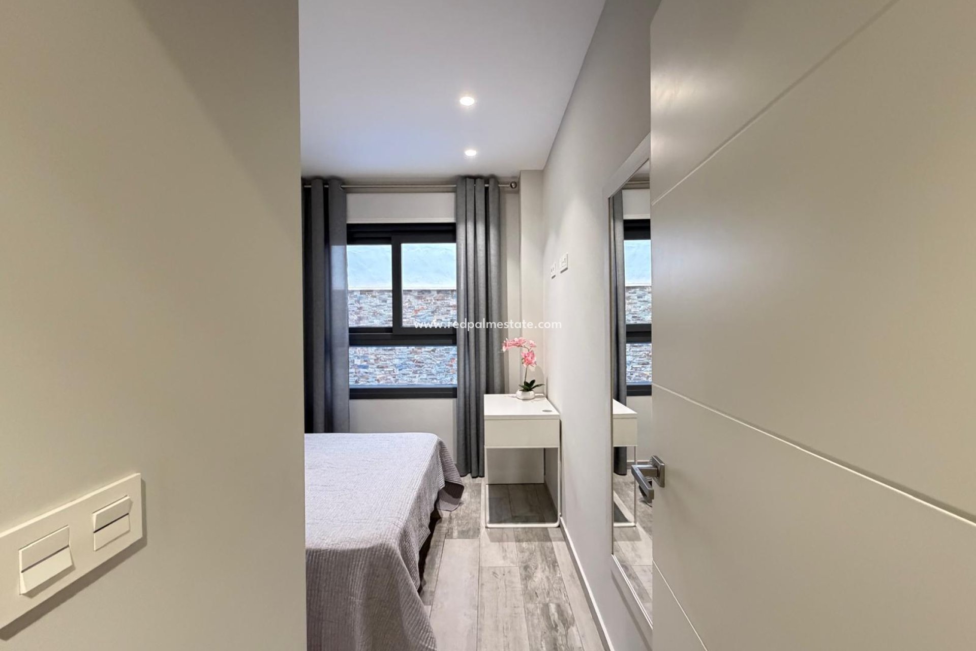 Reventa - Apartamento -
Torrevieja - Playa del Cura