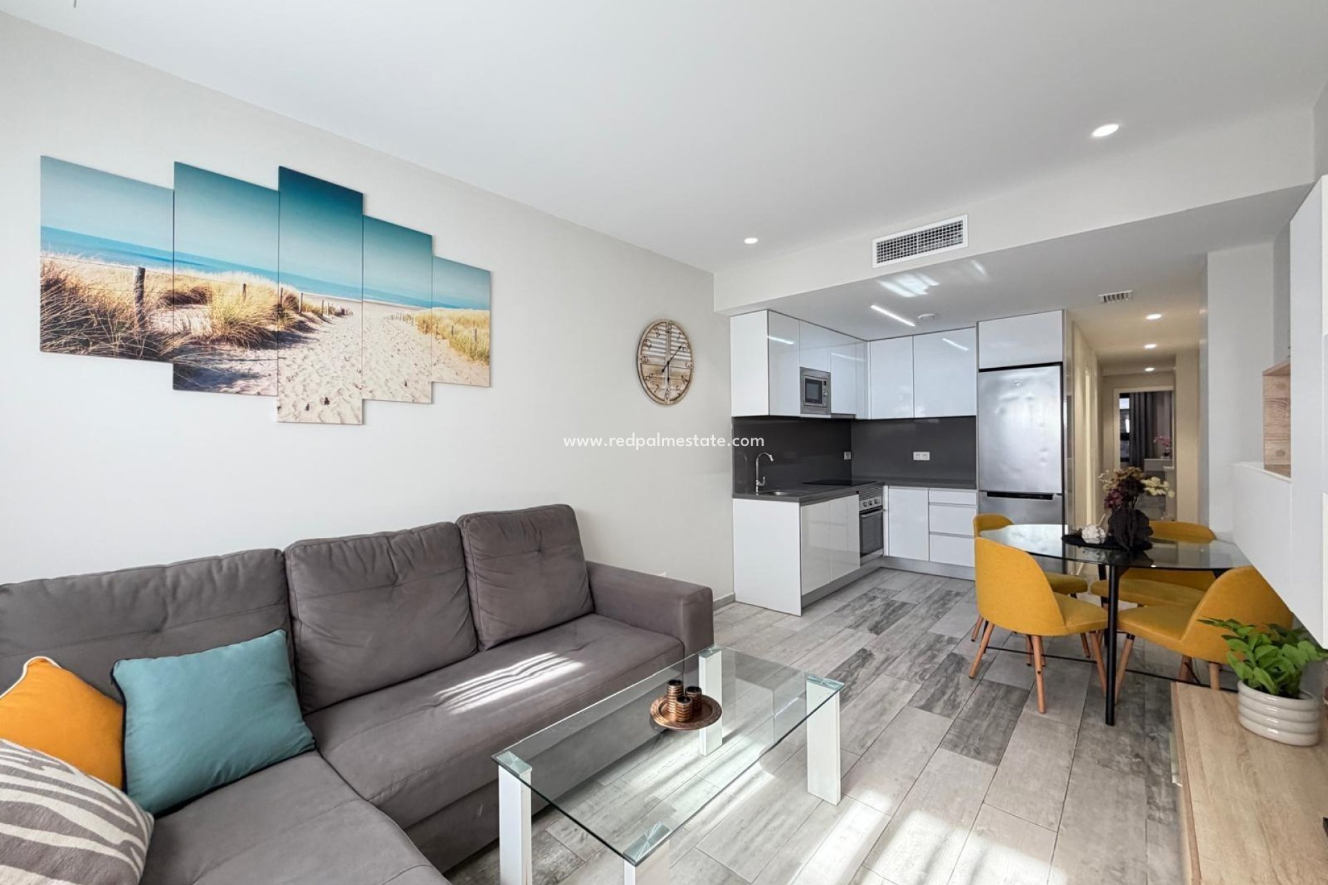 Reventa - Apartamento -
Torrevieja - Playa del Cura