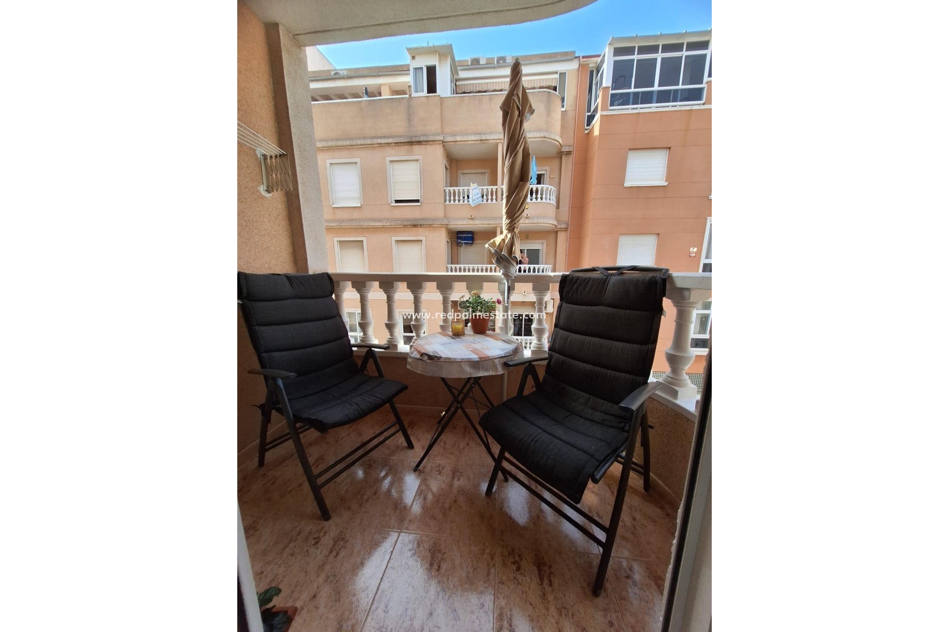 Reventa - Apartamento -
Torrevieja - Playa del Cura