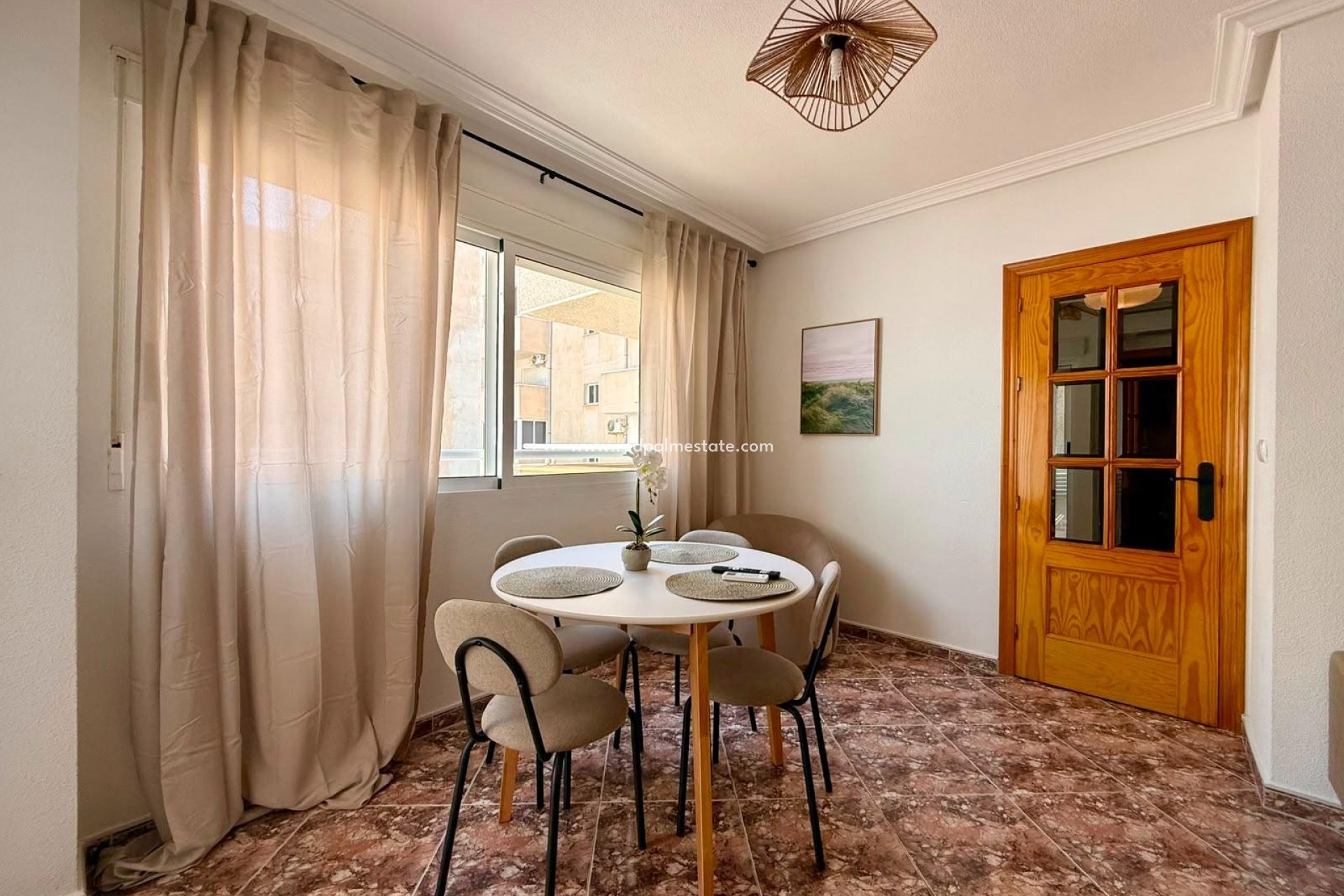 Reventa - Apartamento -
Torrevieja - Playa del Cura