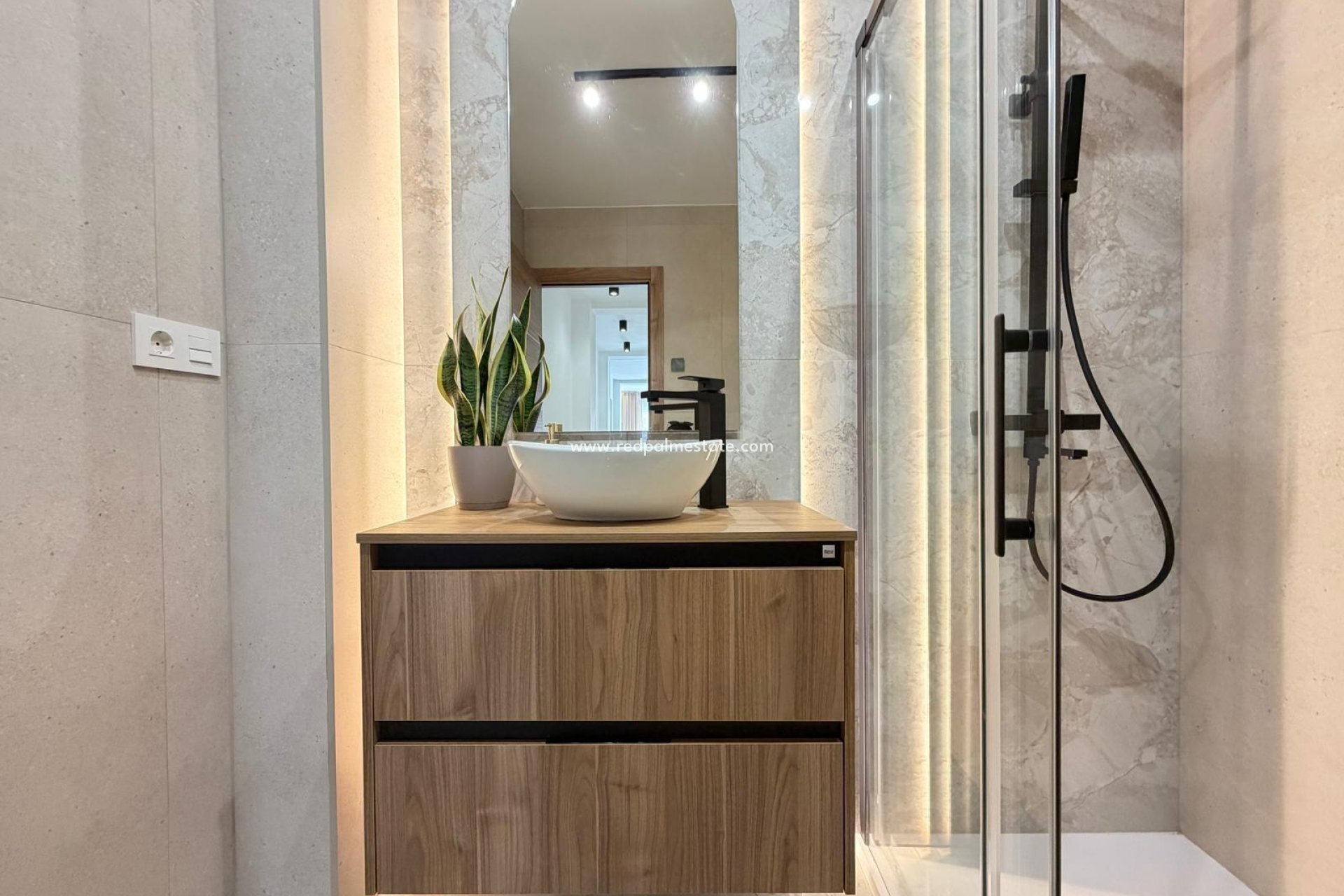 Reventa - Apartamento -
Torrevieja - Playa del Cura