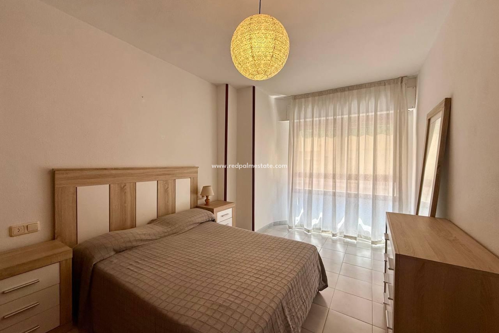 Reventa - Apartamento -
Torrevieja - Playa del Cura