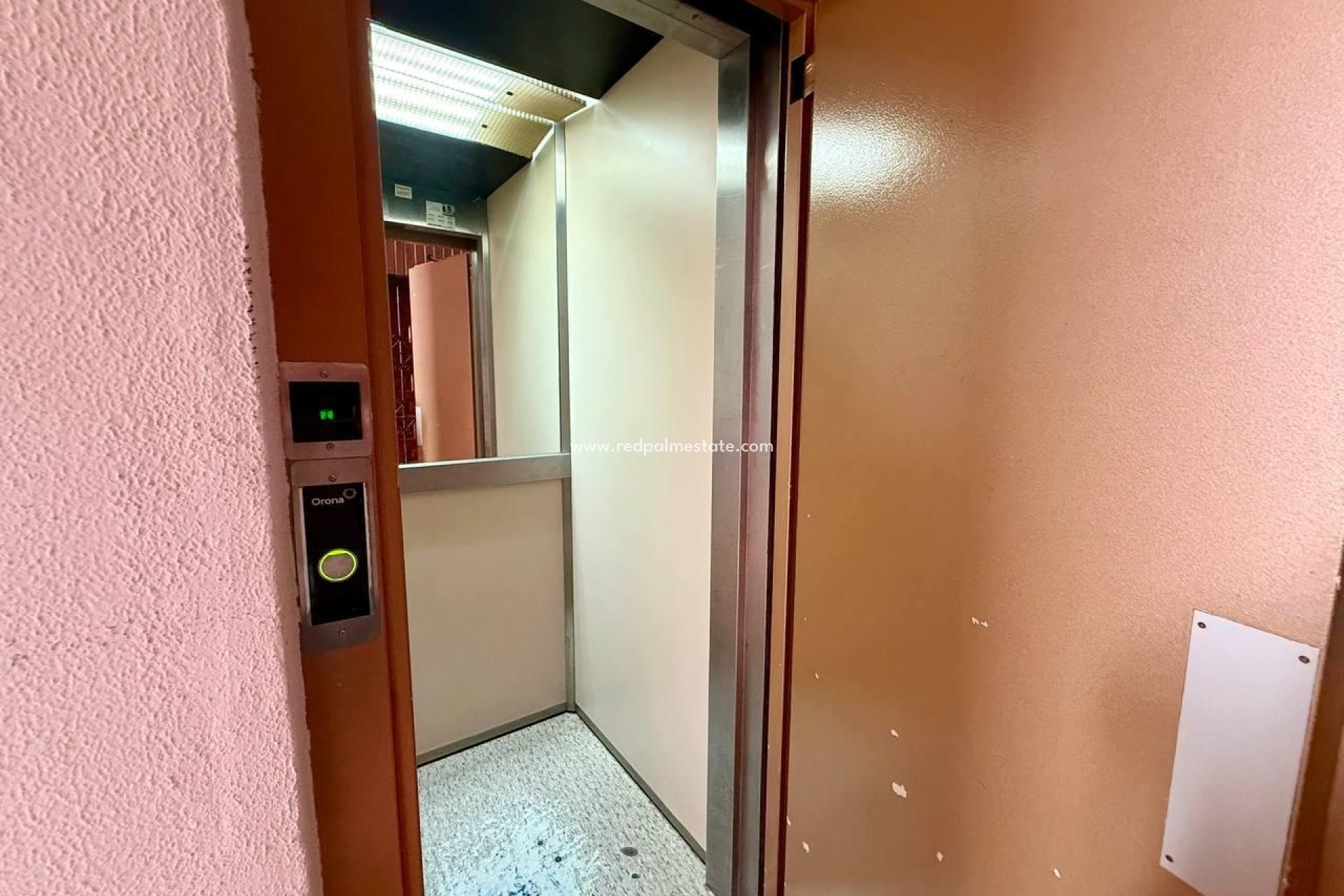 Reventa - Apartamento -
Torrevieja - Playa del Cura