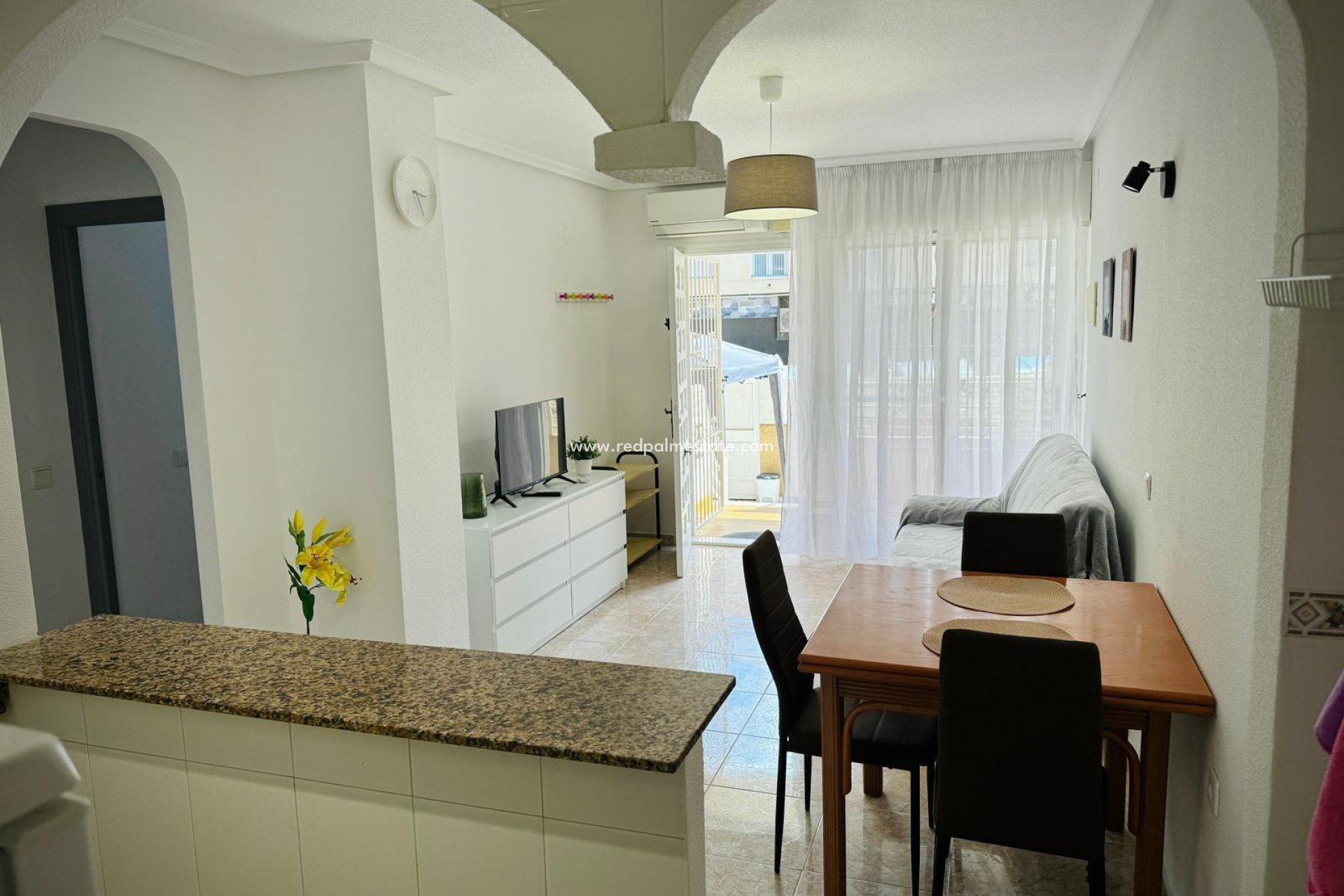 Reventa - Apartamento -
Torrevieja - Playa del Cura