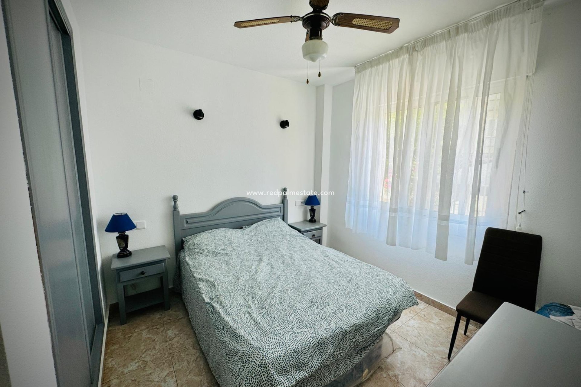 Reventa - Apartamento -
Torrevieja - Playa del Cura