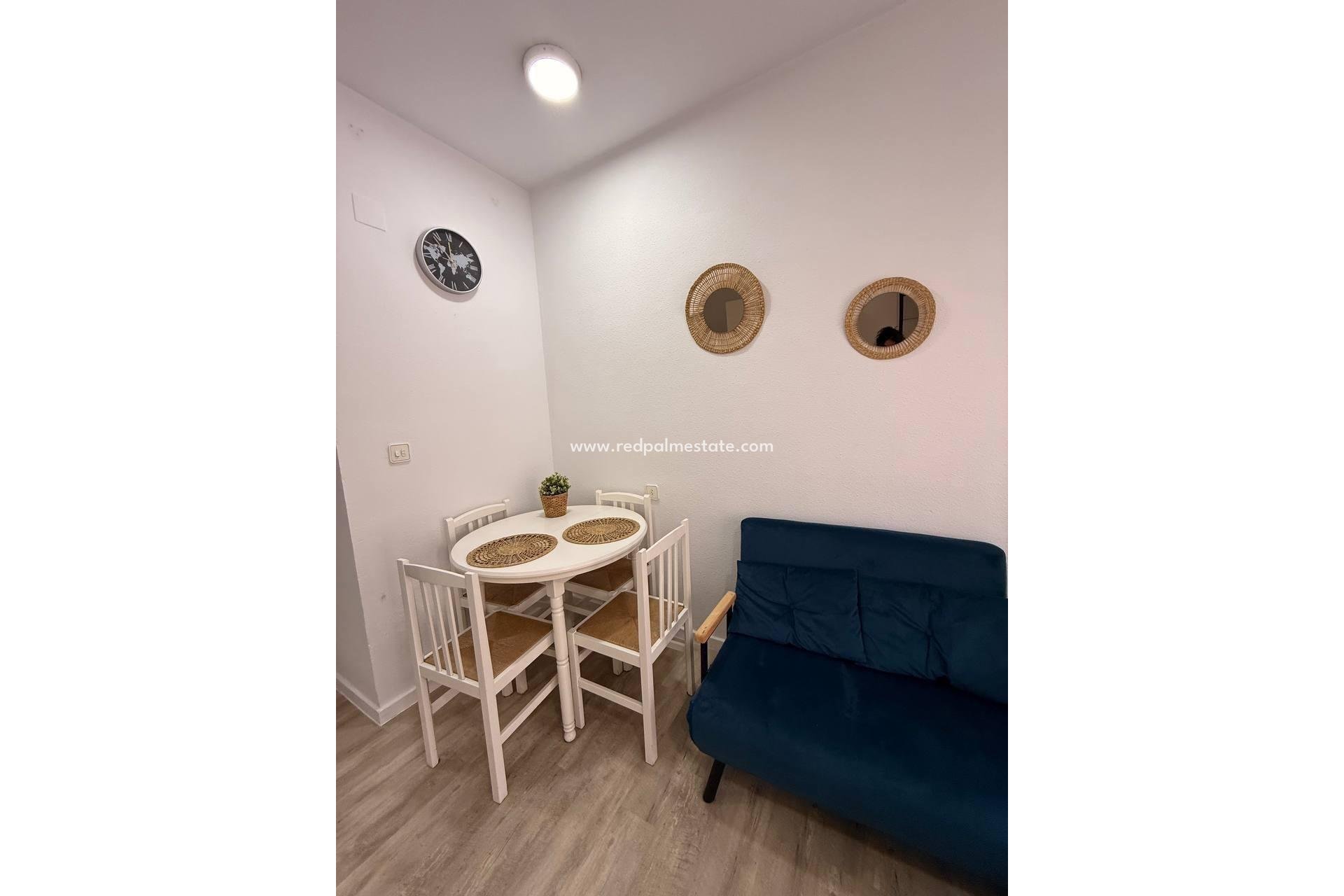 Reventa - Apartamento -
Torrevieja - Playa del Cura