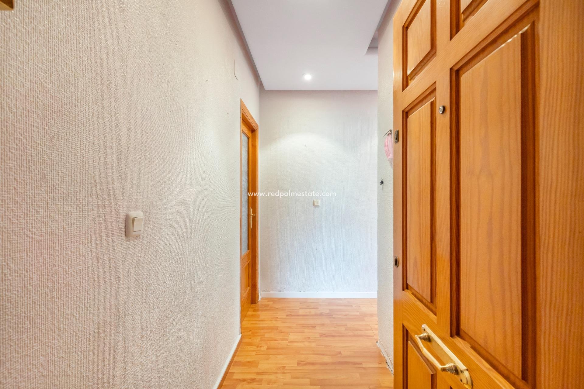 Reventa - Apartamento -
Torrevieja - Playa del Cura
