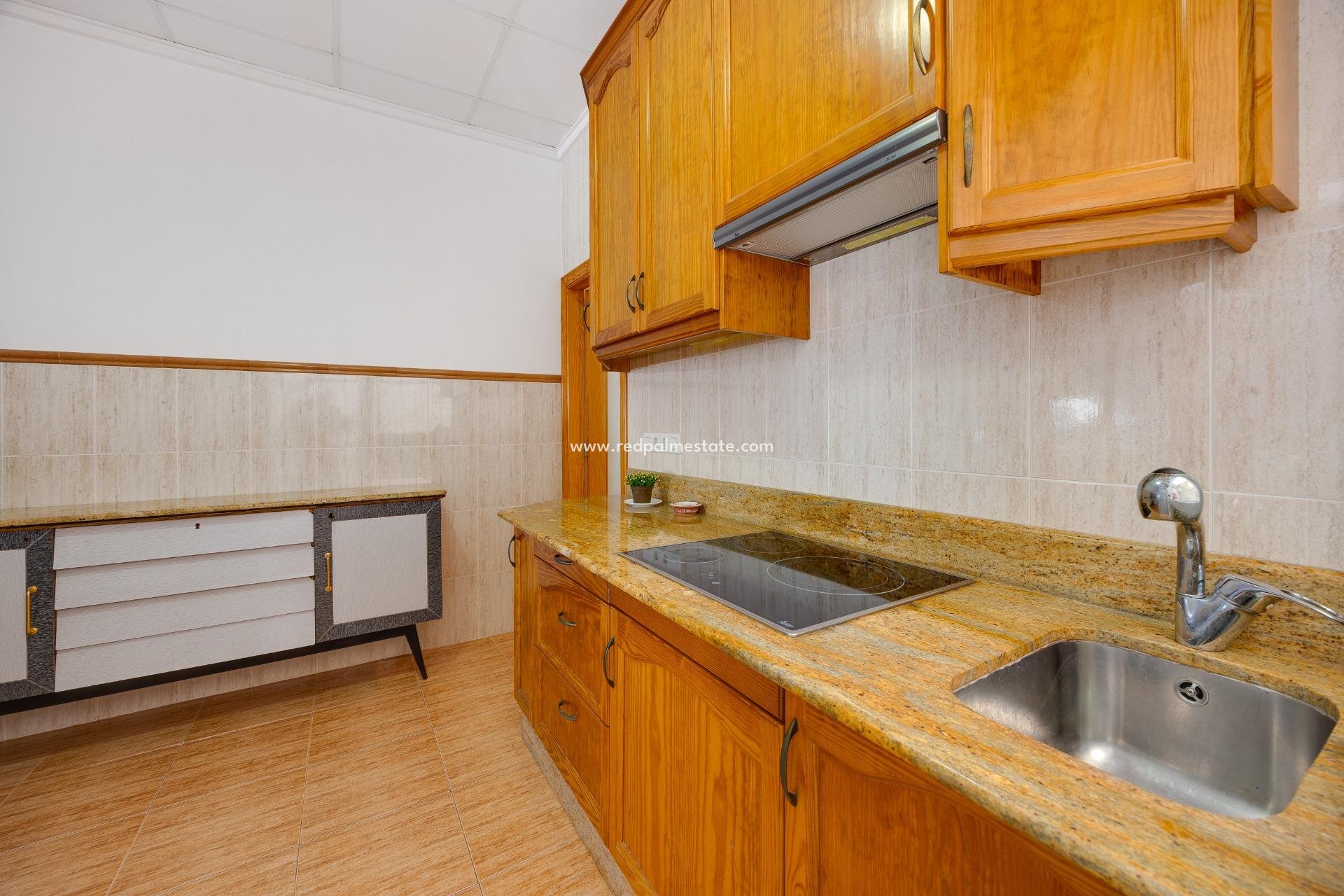 Reventa - Apartamento -
Torrevieja - Playa del Cura