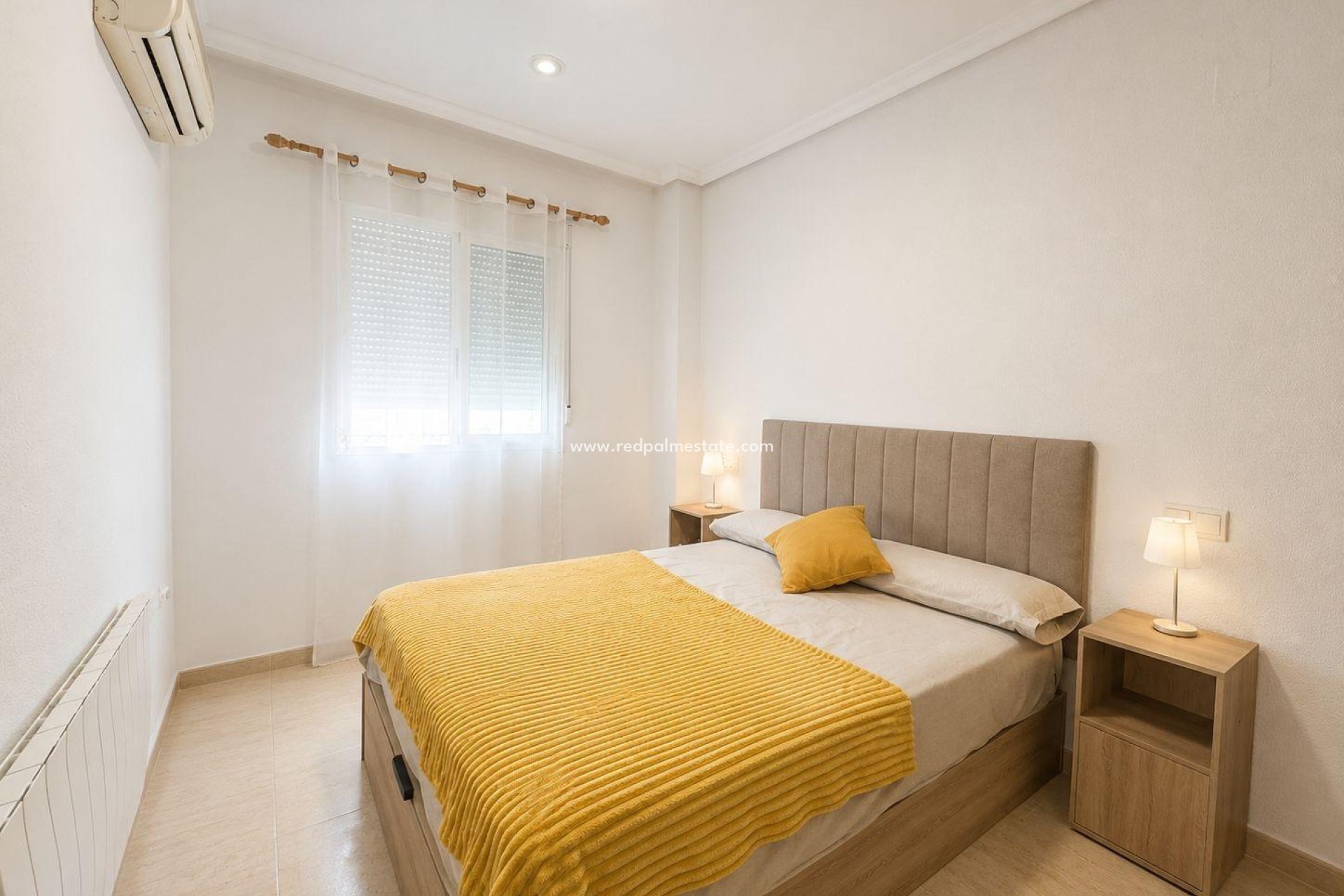 Reventa - Apartamento -
Torrevieja - Playa del Cura