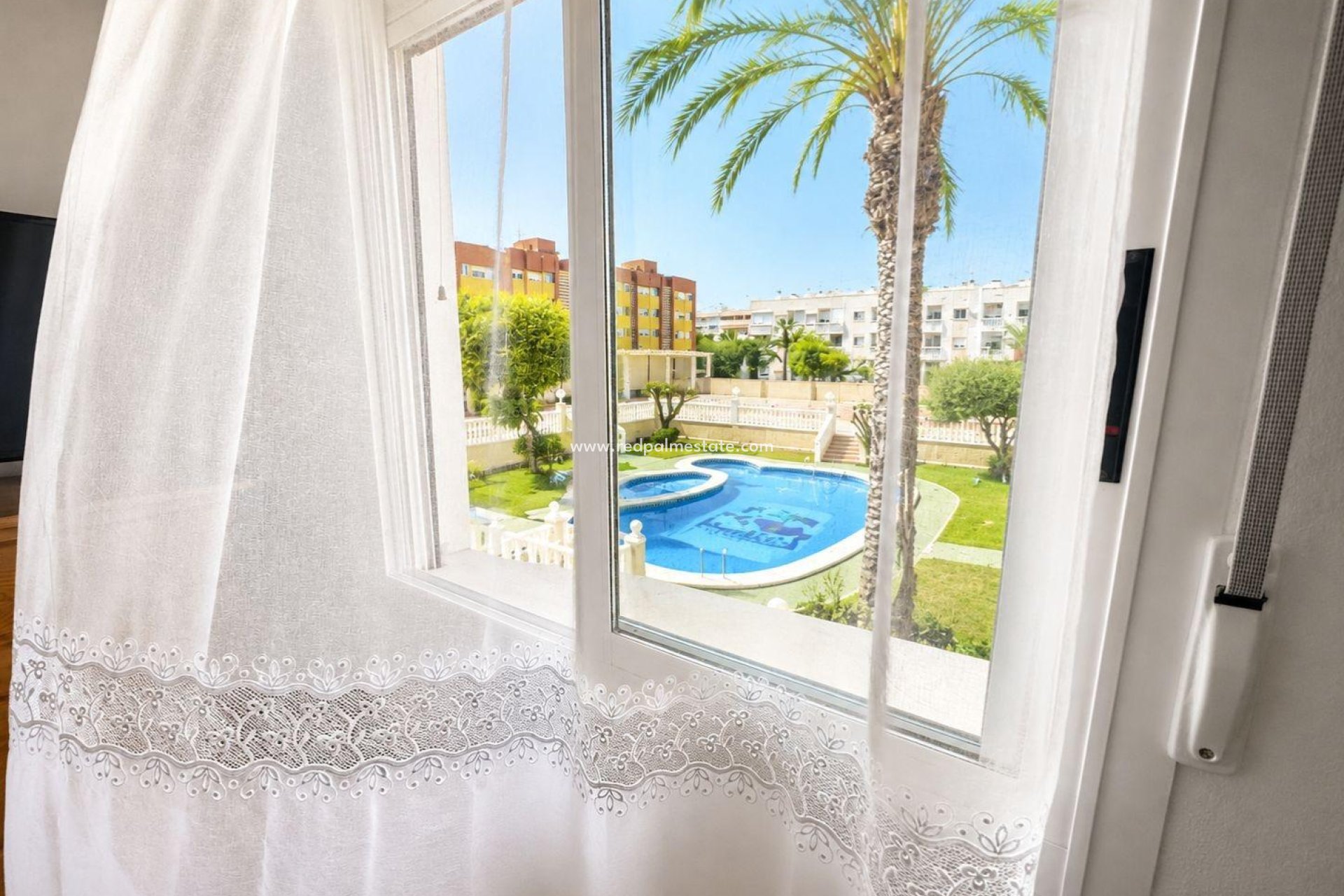 Reventa - Apartamento -
Torrevieja - Playa del Cura