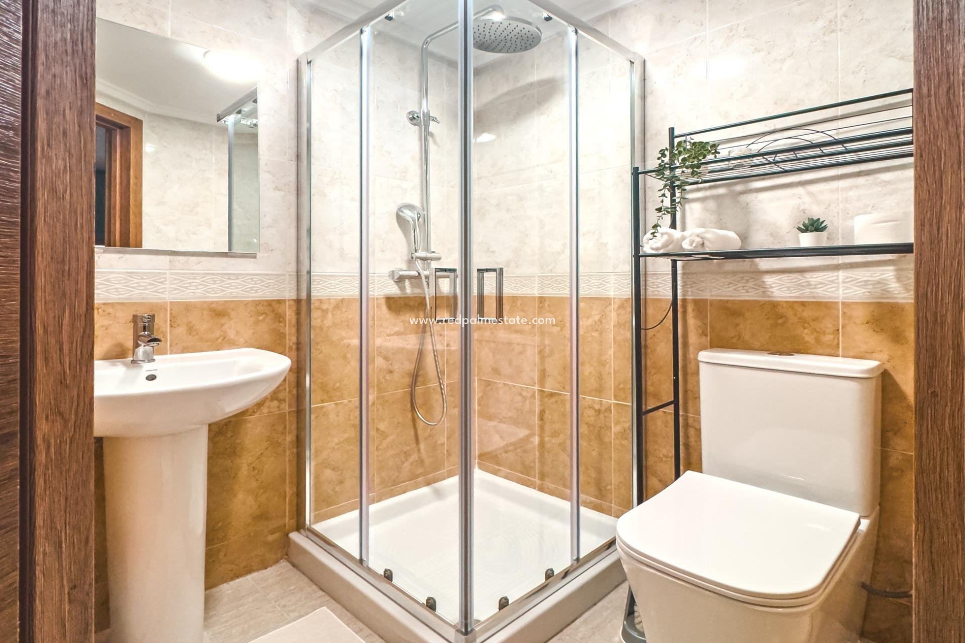 Reventa - Apartamento -
Torrevieja - Playa del Cura