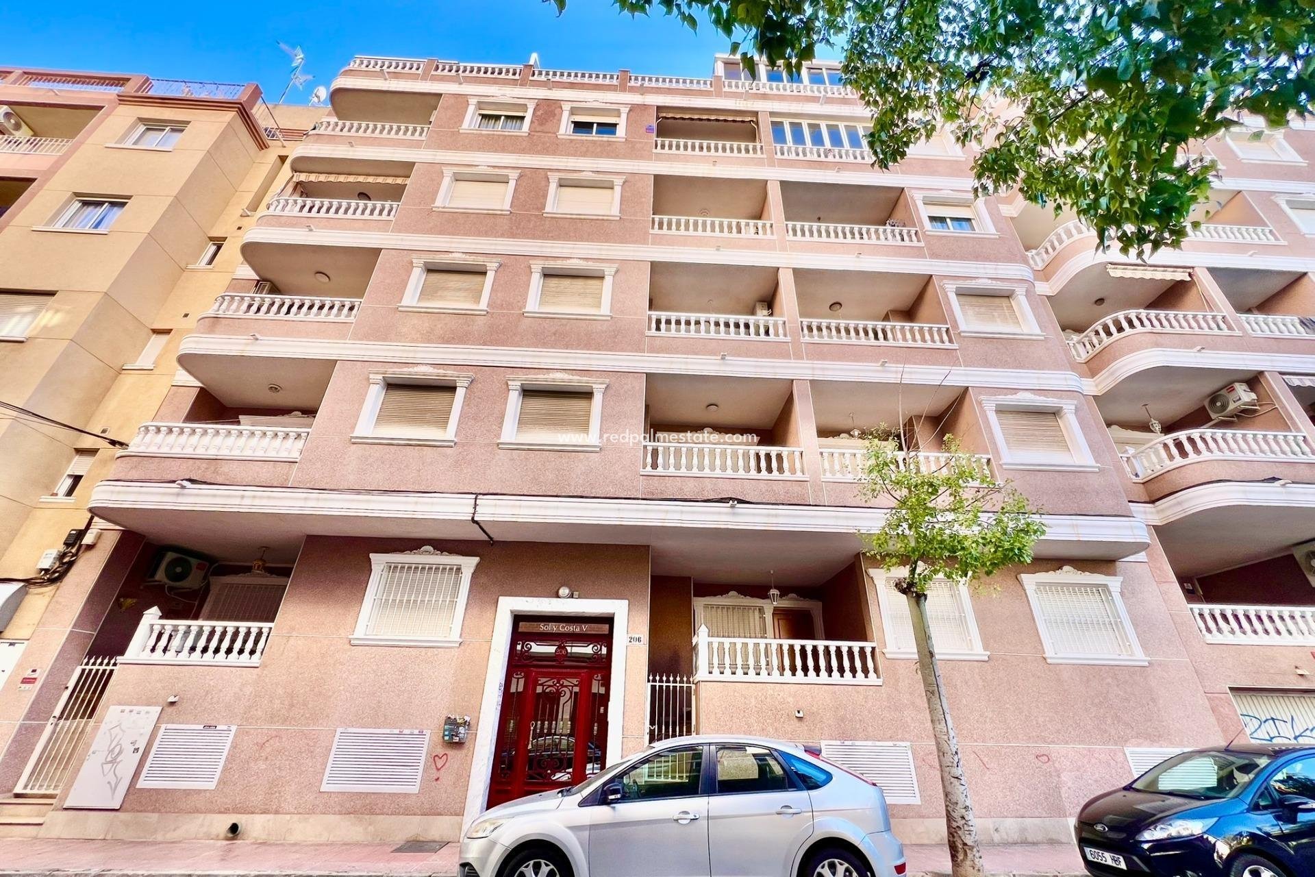 Reventa - Apartamento -
Torrevieja - Playa del Cura