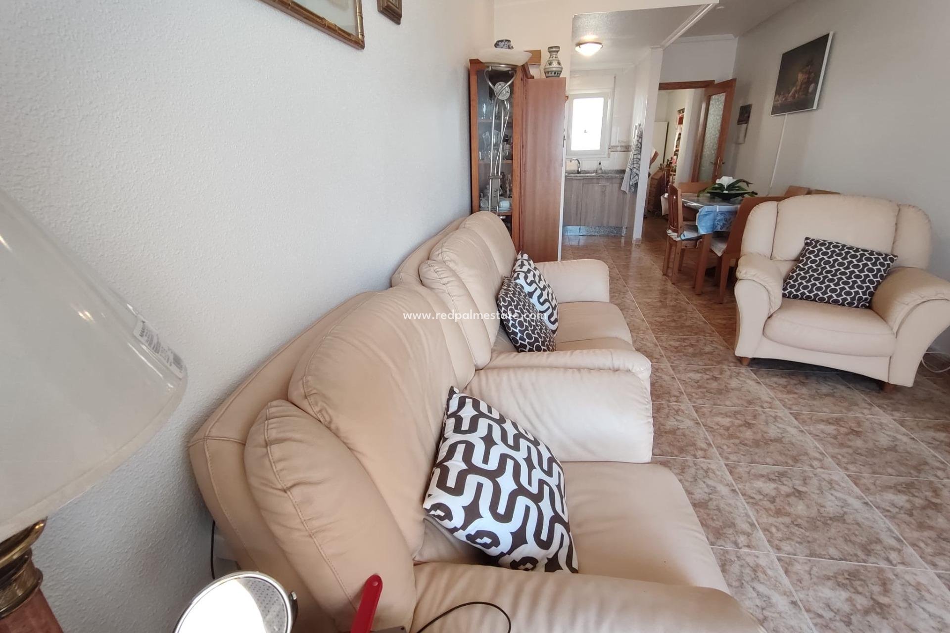 Reventa - Apartamento -
Torrevieja - Playa del Cura