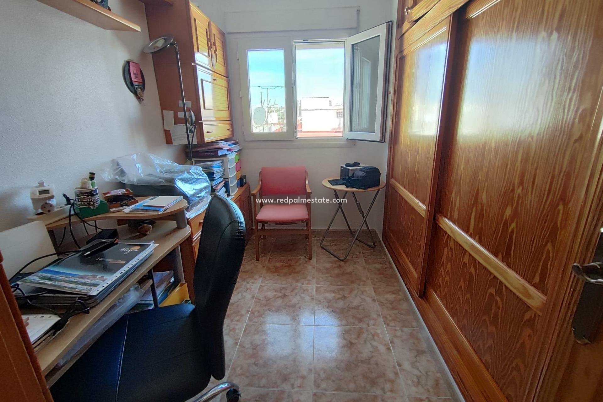 Reventa - Apartamento -
Torrevieja - Playa del Cura