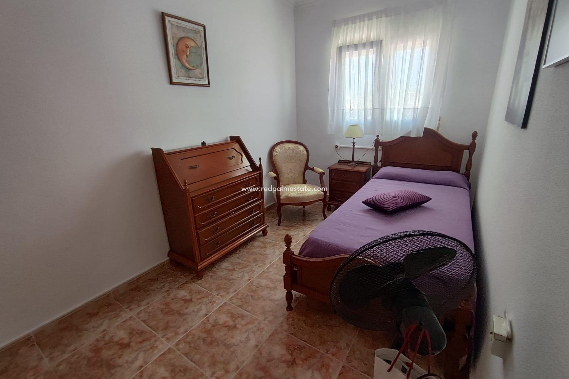 Reventa - Apartamento -
Torrevieja - Playa del Cura