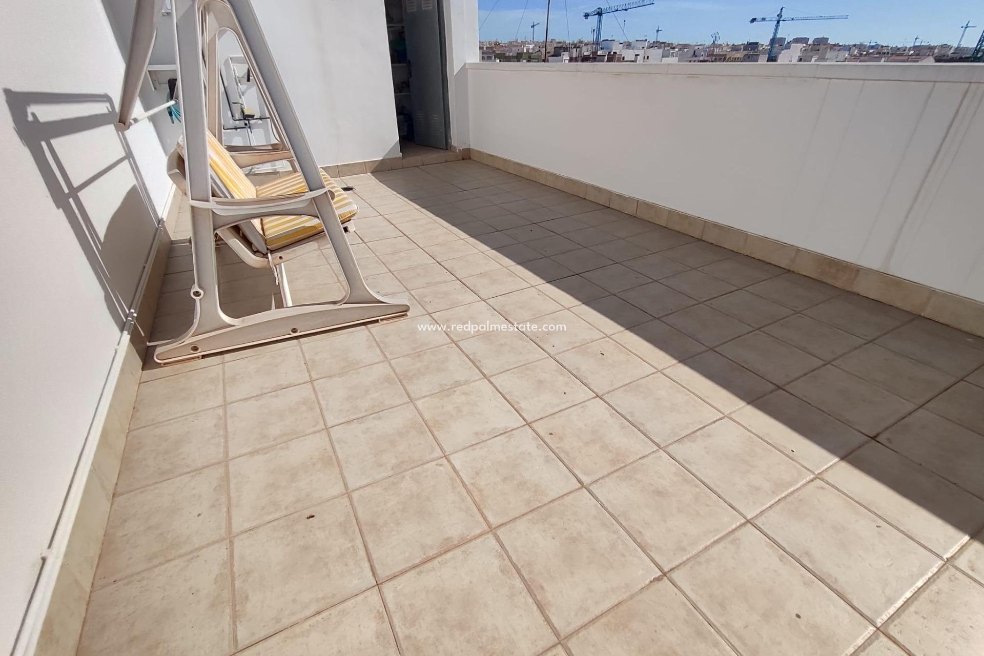 Reventa - Apartamento -
Torrevieja - Playa del Cura