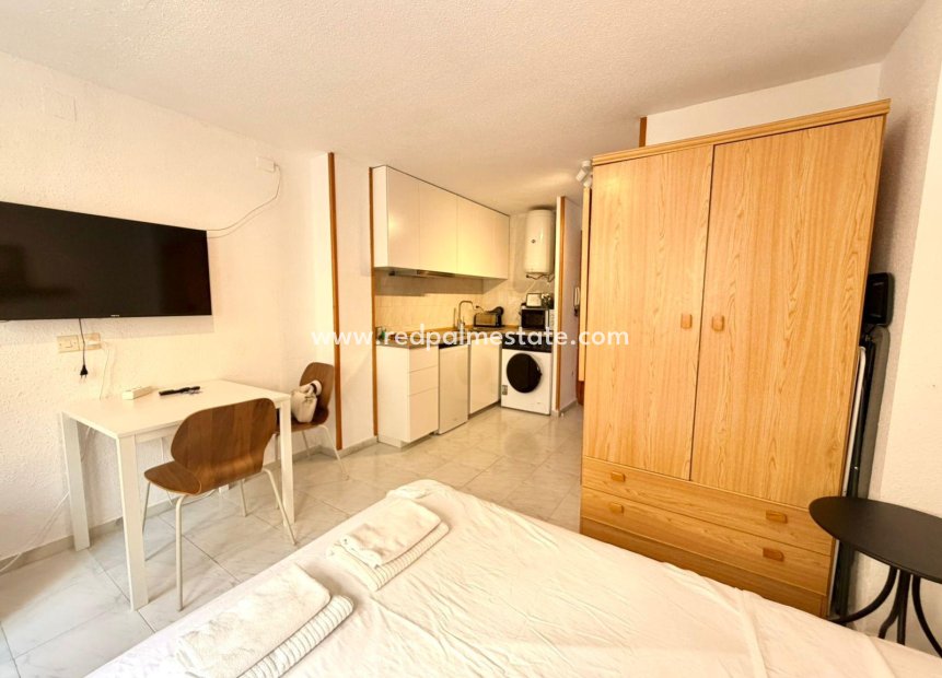 Reventa - Apartamento -
Torrevieja - Playa del Cura