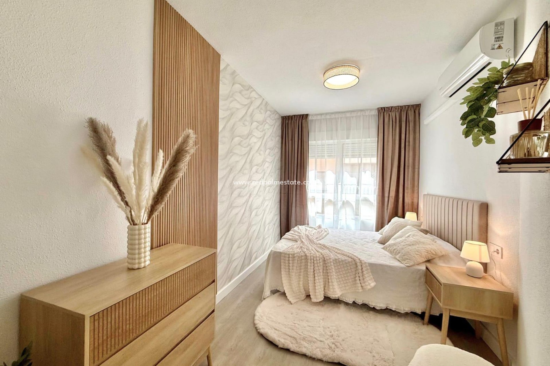 Reventa - Apartamento -
Torrevieja - Playa del Cura