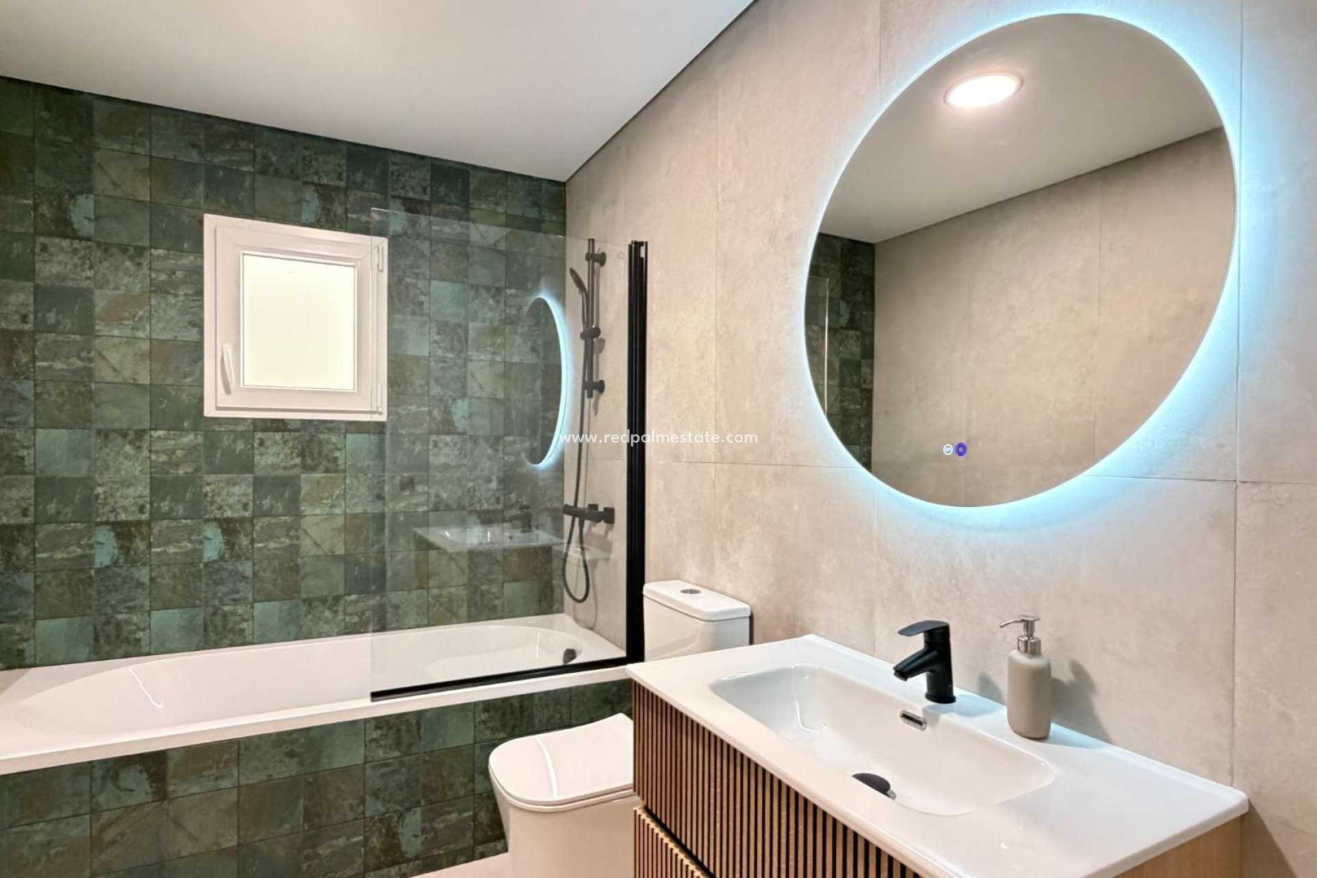 Reventa - Apartamento -
Torrevieja - Playa del Cura