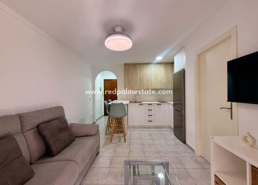 Reventa - Apartamento -
Torrevieja - Playa del Cura